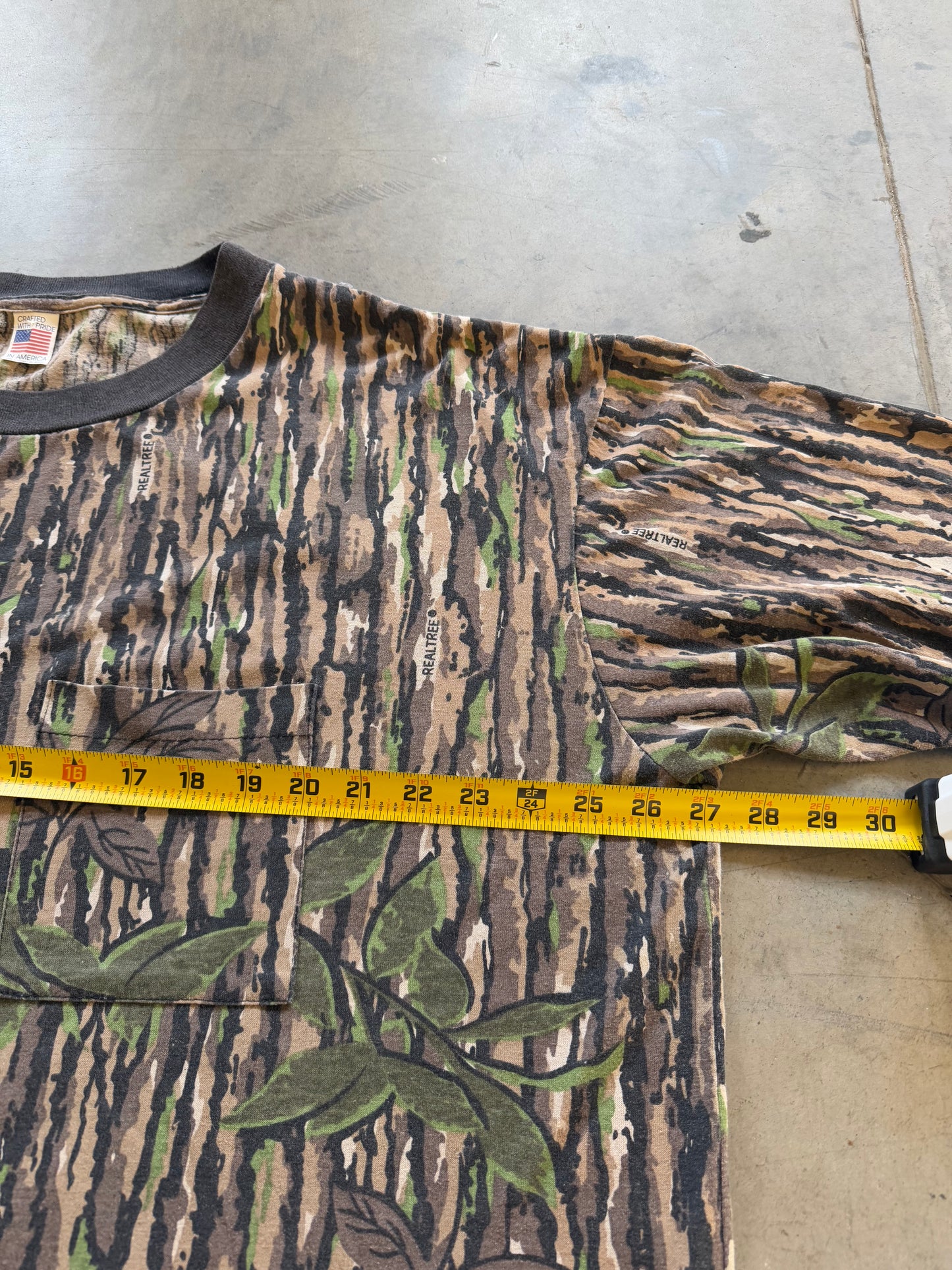 Vintage 90’s Boxy Camo Tee ( XL )