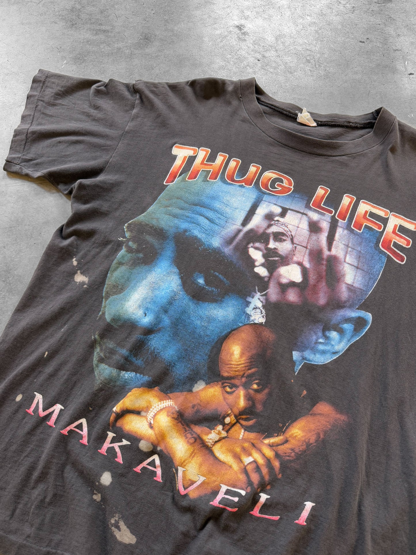 Vintage 90’s 2Pac Bootleg Memorial Rap Tee ( XL )