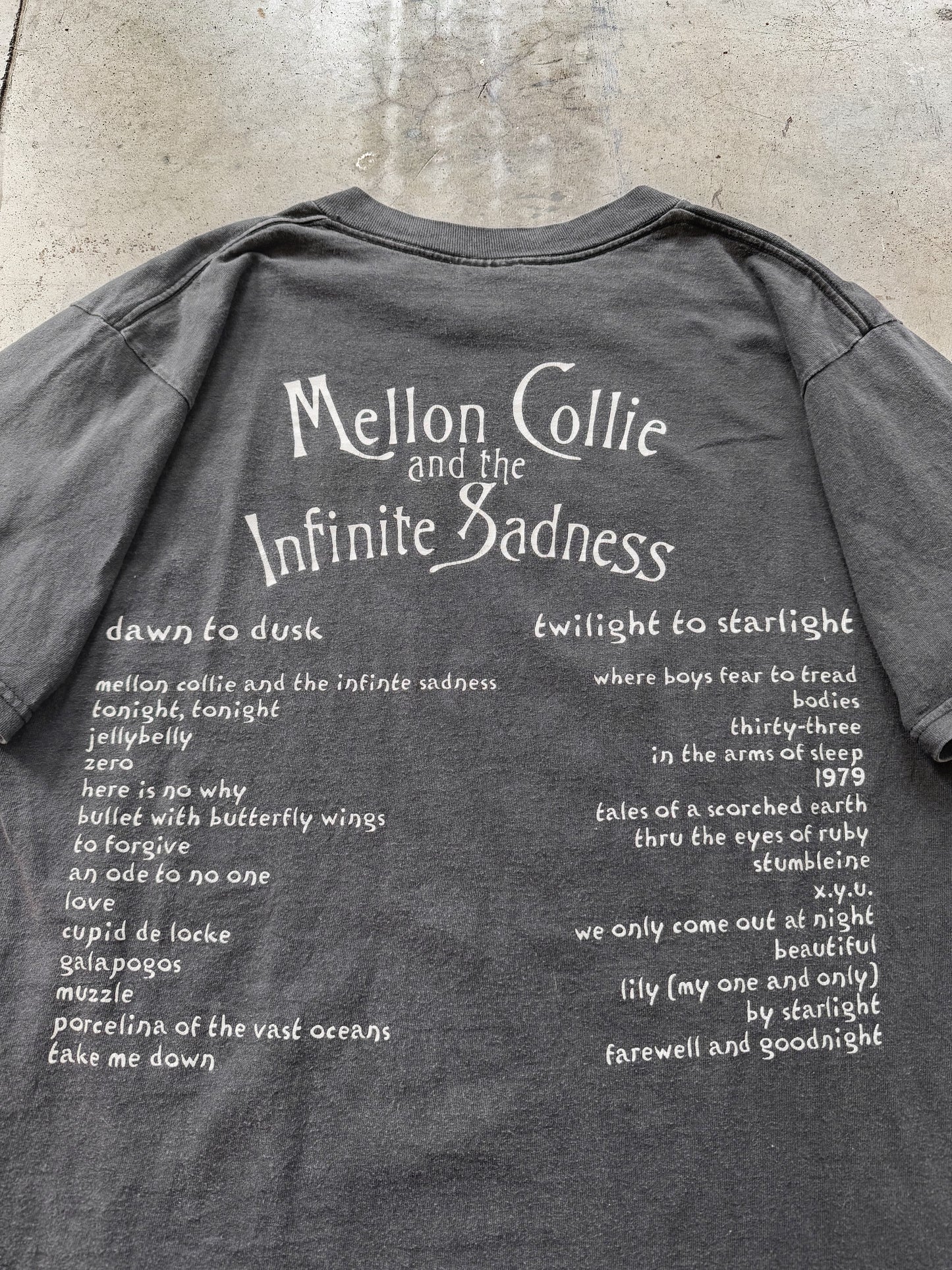 Vintage 90’s The Smashing Pumpkins Mellon Collie & The Infinite Sadness Tee ( Large )