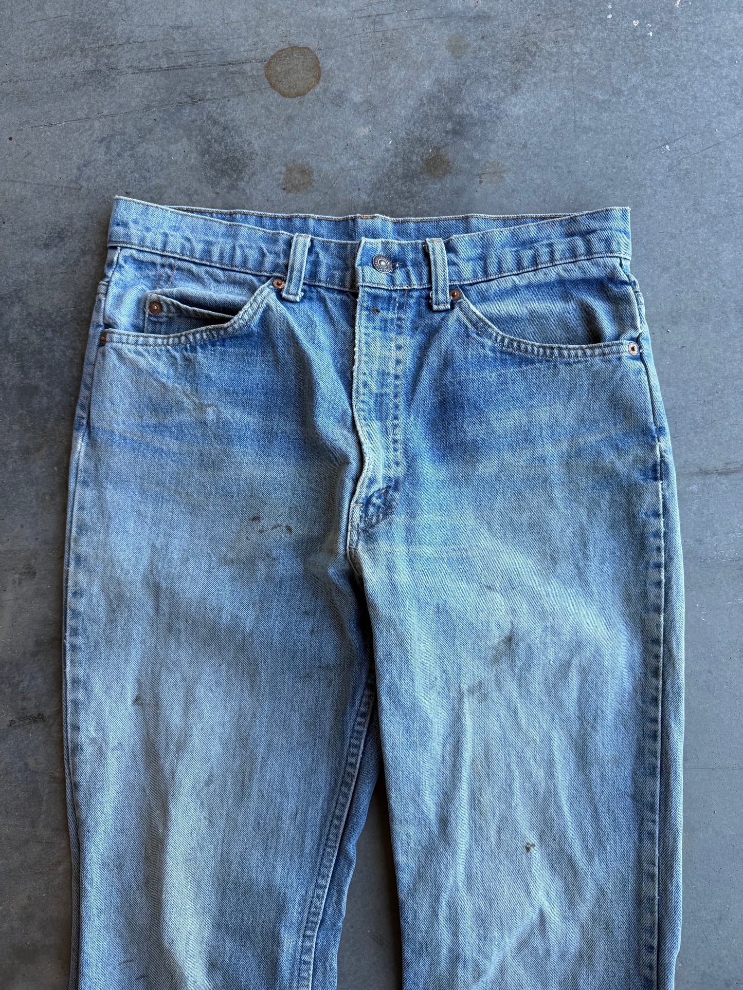 Vintage 80s Levi’s Orange Tab Bootcut Light Wash Jeans (32x31)