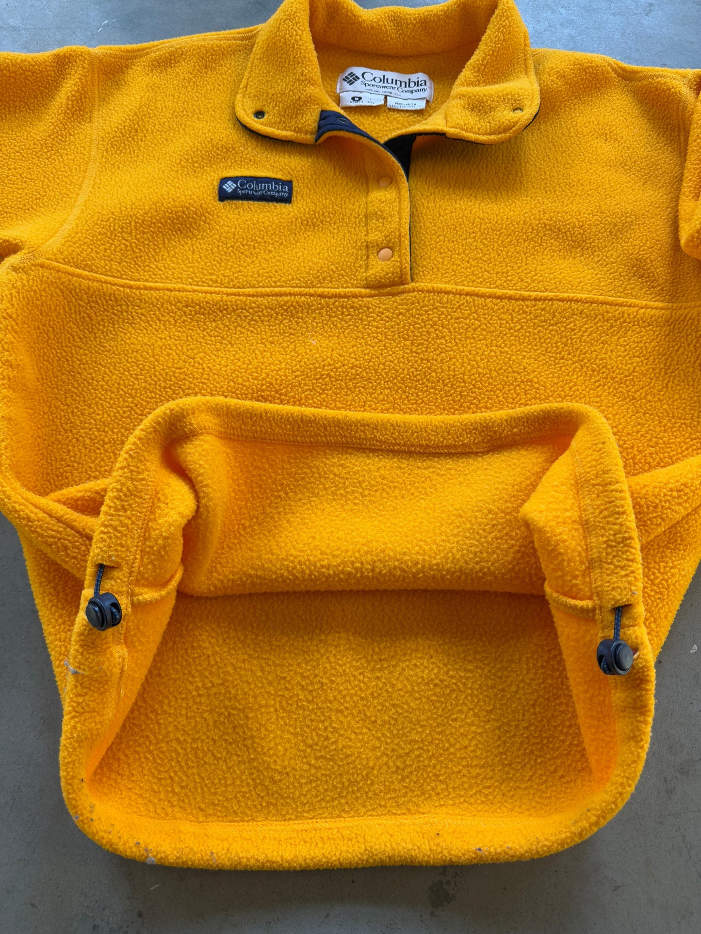 Vintage 90’s Made In USA Columbia Yellow Womens Fleece ( Medium )