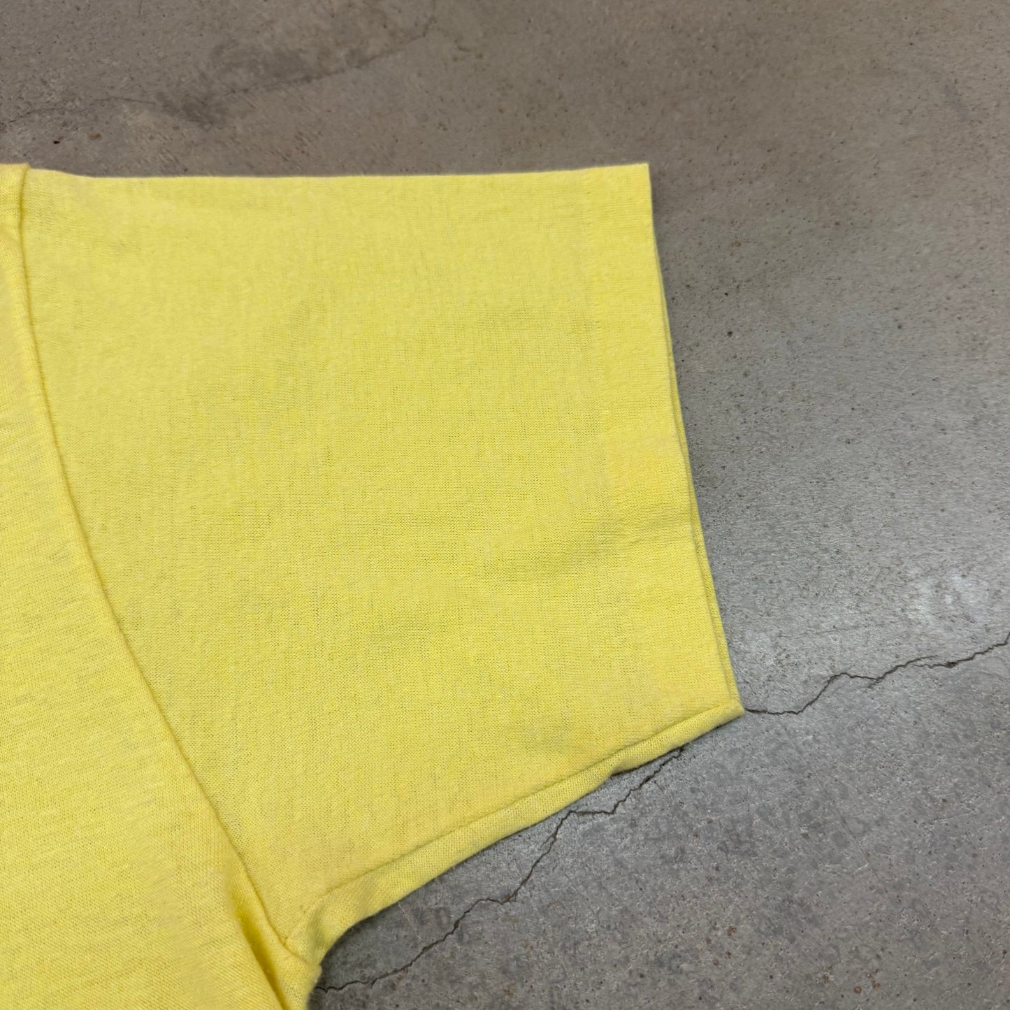 Vintage 90s Monster Skateboarding Yellow Tee ( Large )