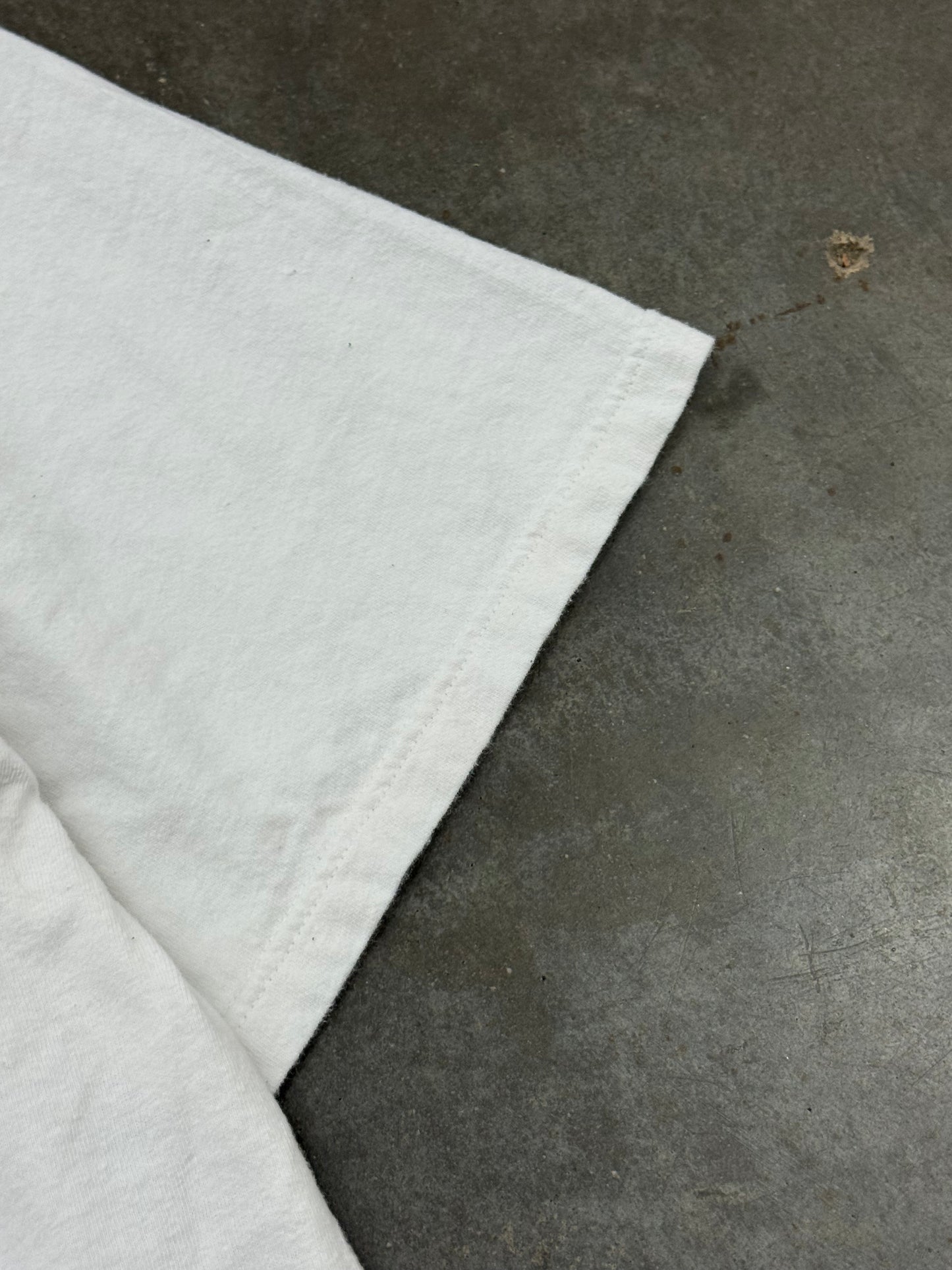 Vintage 90s Nude Fly fishing Art Tee ( XXL )