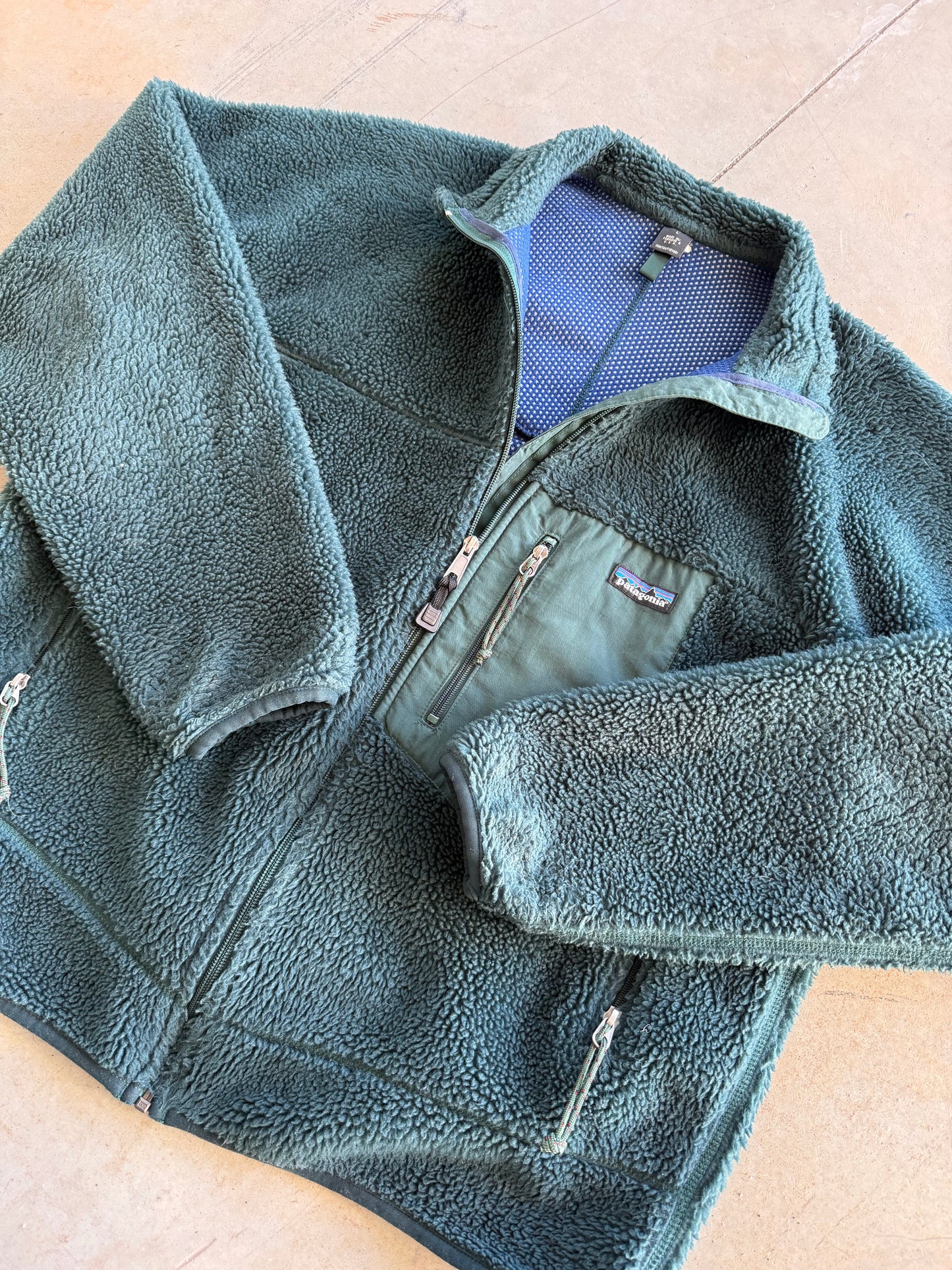 Vintage 1990s Patagonia Forest Green Deep Pile Fleece ( Large )