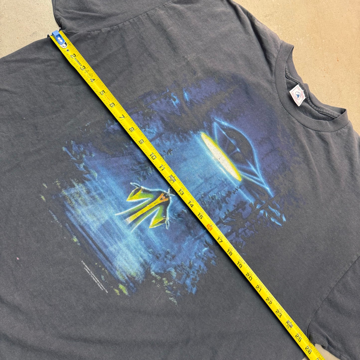 Vintage 1998 Alien UFO Faded Black Tee ( XXL )