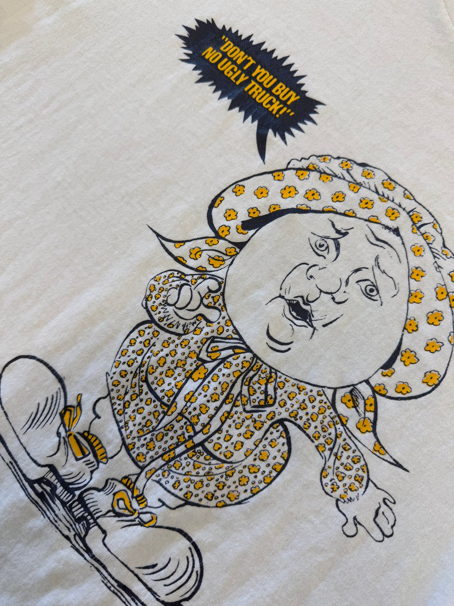 Vintage 80s Don’t Buy No Ugly Truck Tee ( Large )