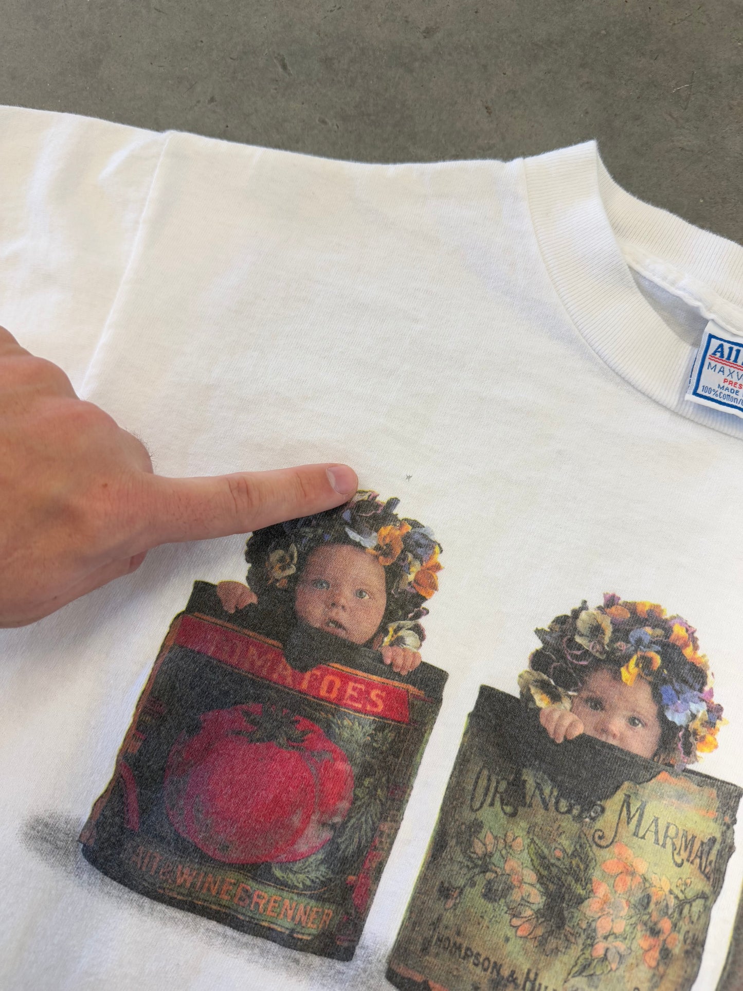 Vintage 90s Tin Can Babies Ann Geddes Art Tee ( Medium )