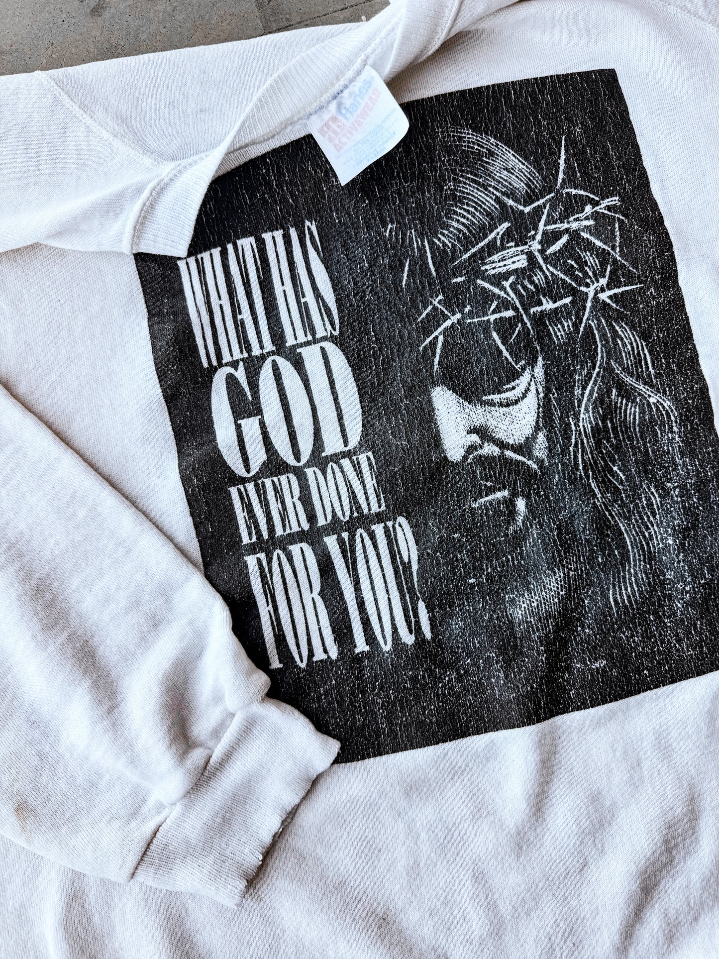 Vintage 90s “What Has God Ever Done For You?” Jesus Crewneck ( XL )