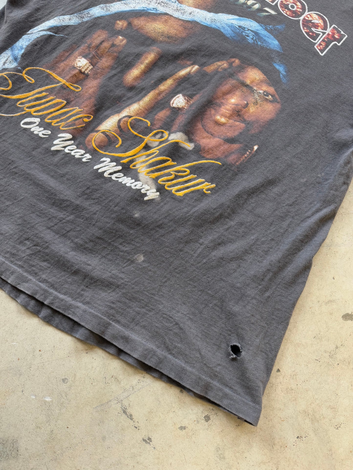 Vintage 90’s 2Pac Bootleg Memorial Rap Tee ( XL )