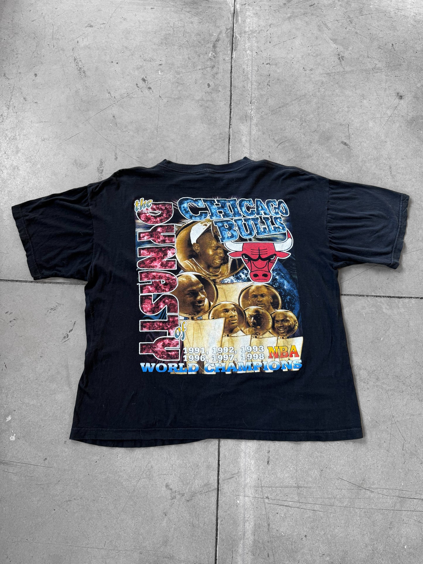 Vintage 90’s Chicago Bulls Double 3 Peat Bootleg Rap Tee ( XL )