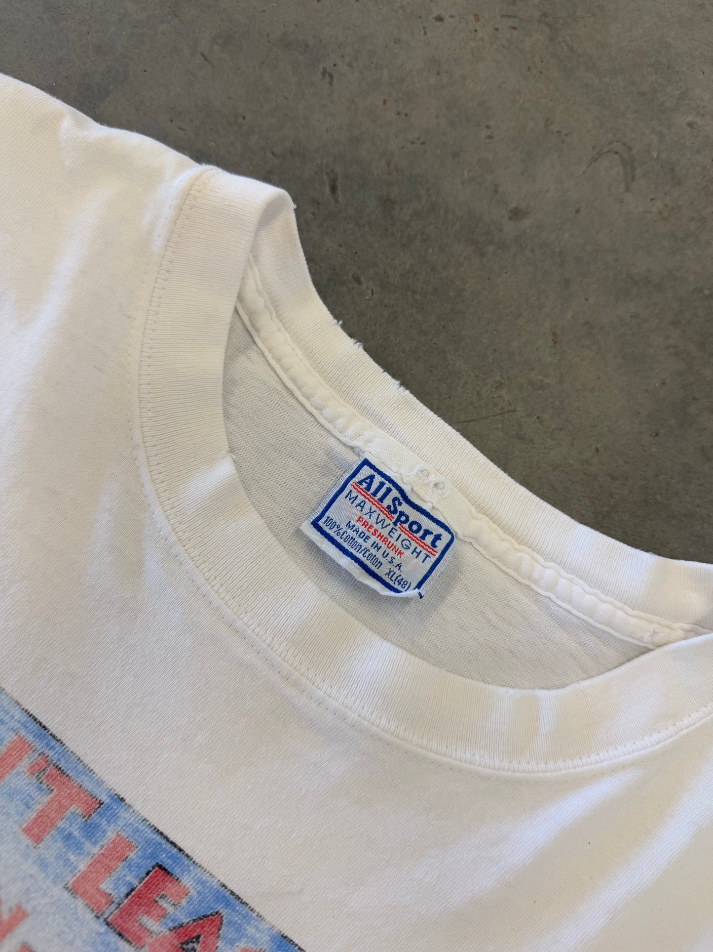 Vintage 90s “Give Blood” American Red Cross Promo Tee ( XL )