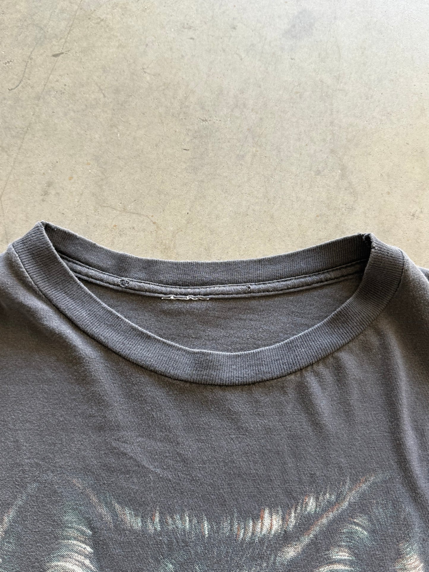 Vintage 1990s Faded Black Big Face Angry Wolf Tee ( Large )