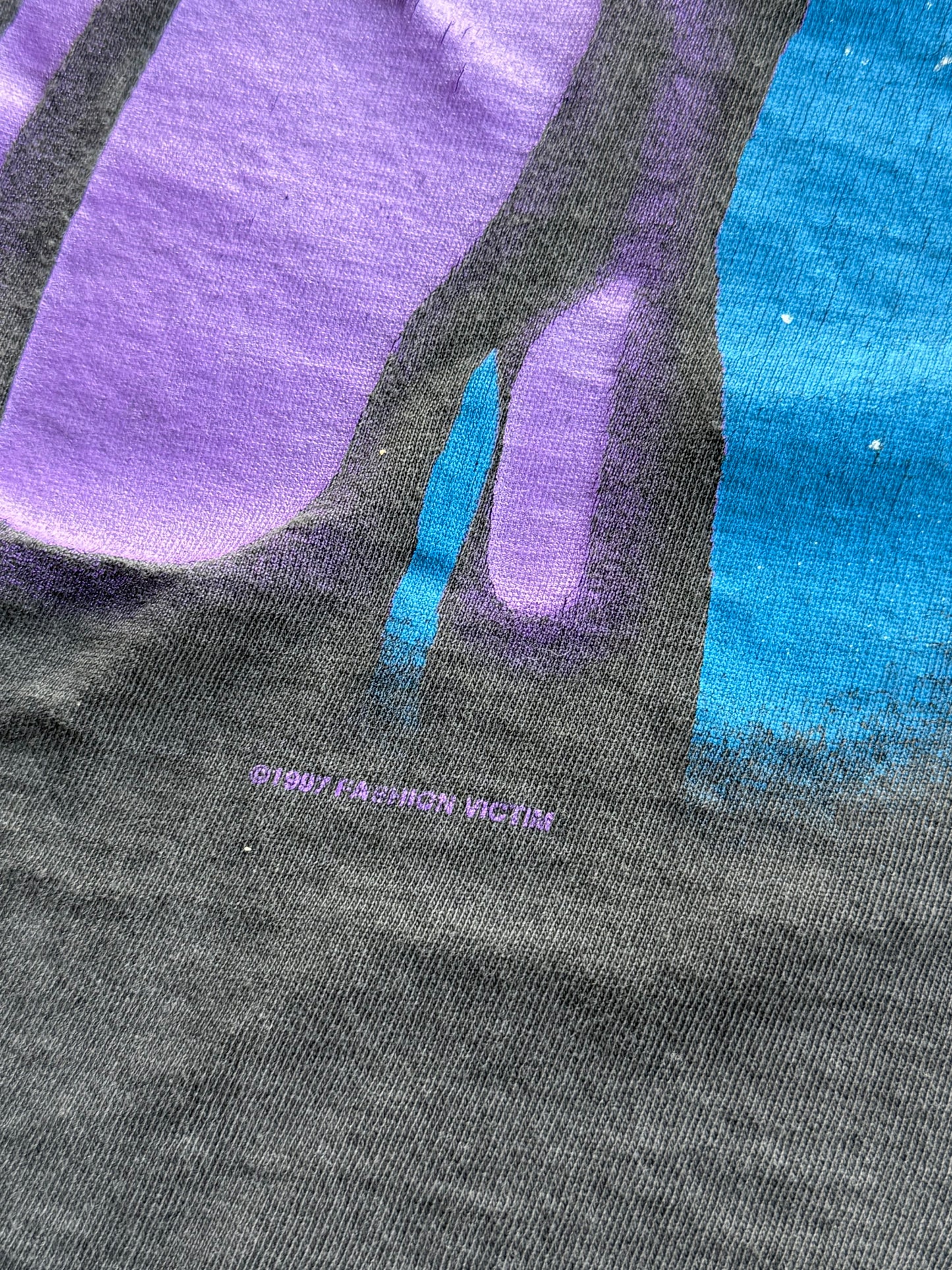Vintage 1997 Alien Fashion Victim Tee ( XXL )