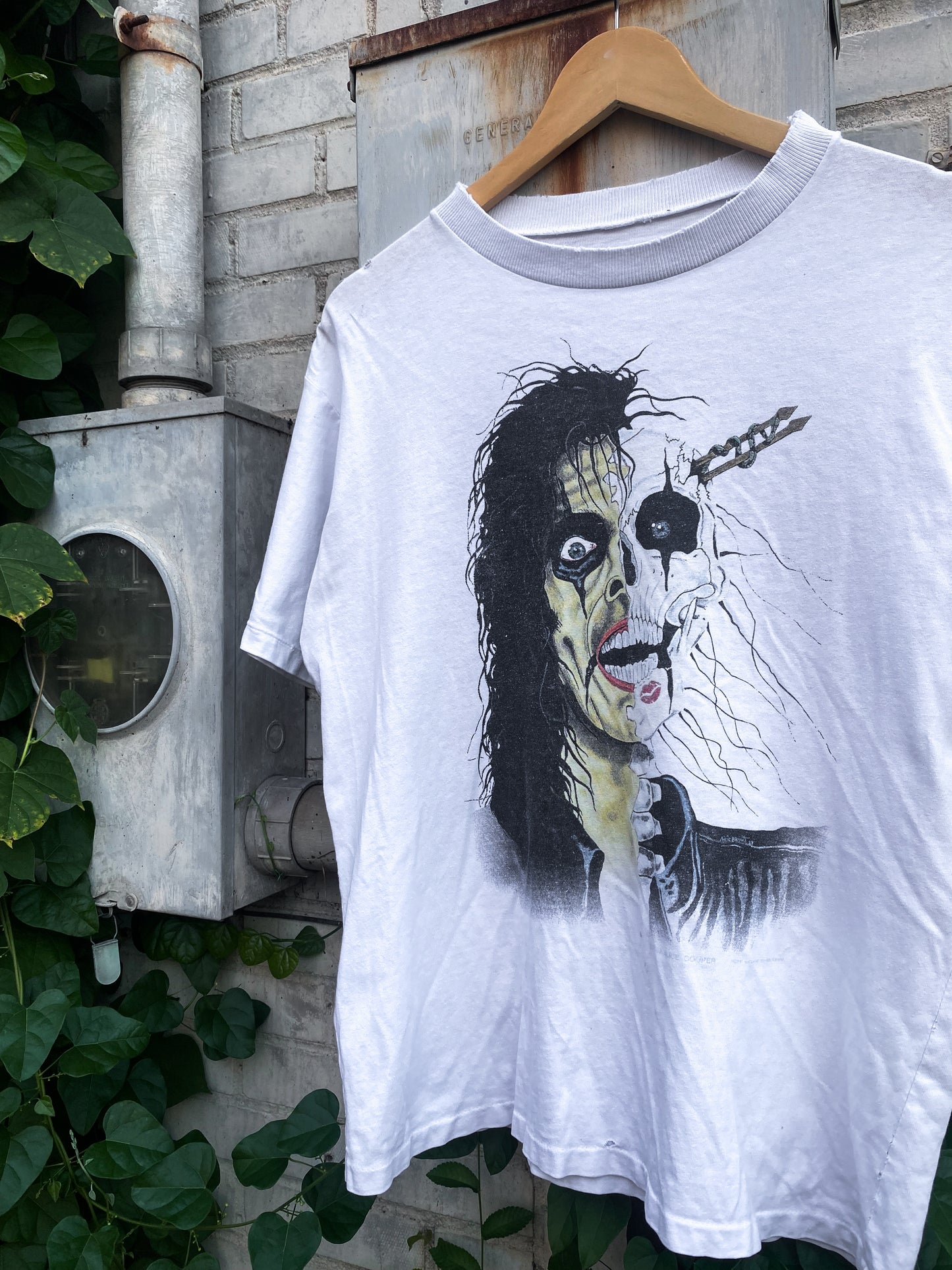 Vintage 1989 Alice Cooper Tee ( Large )