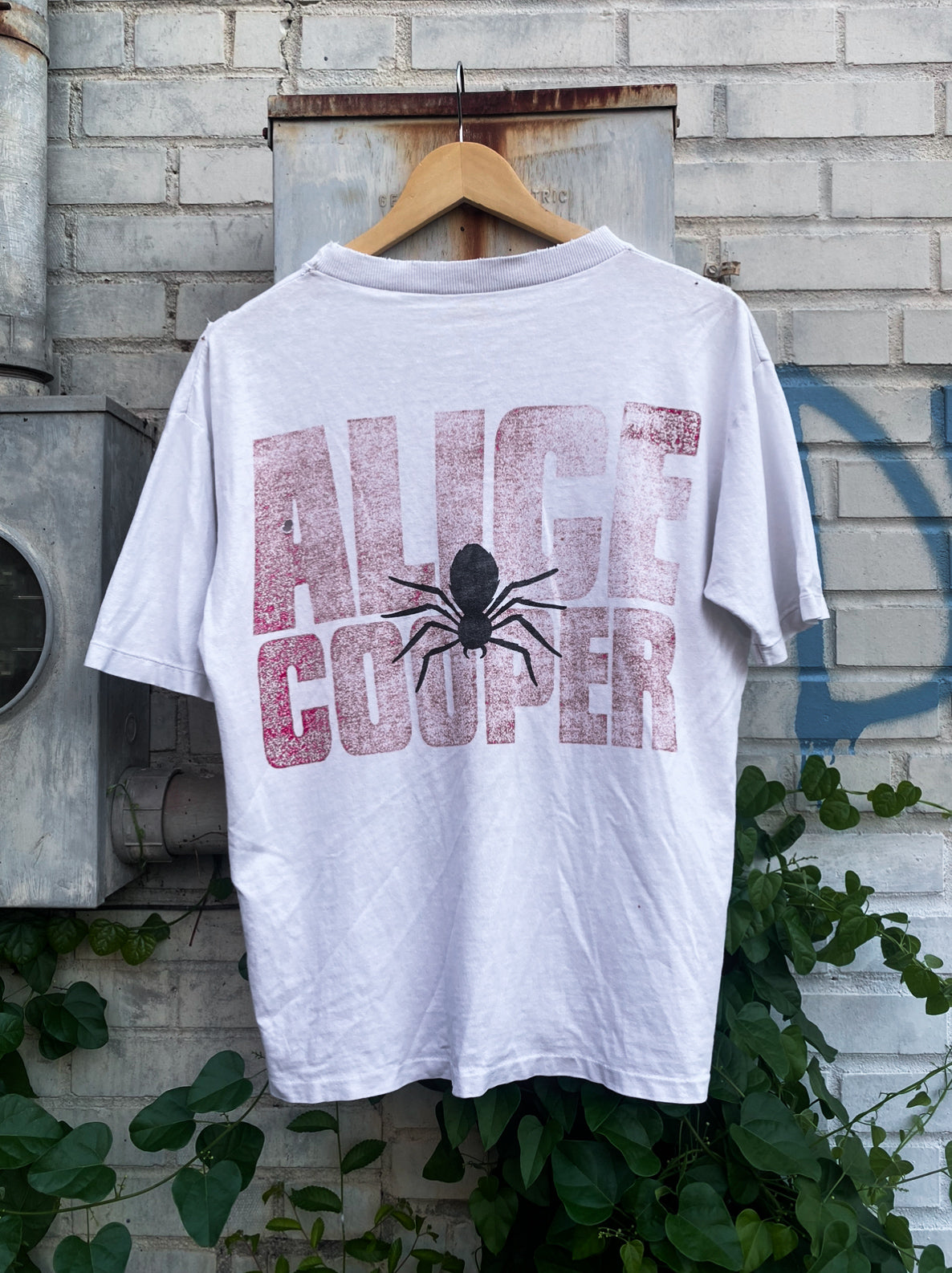 Vintage 1989 Alice Cooper Tee ( Large )