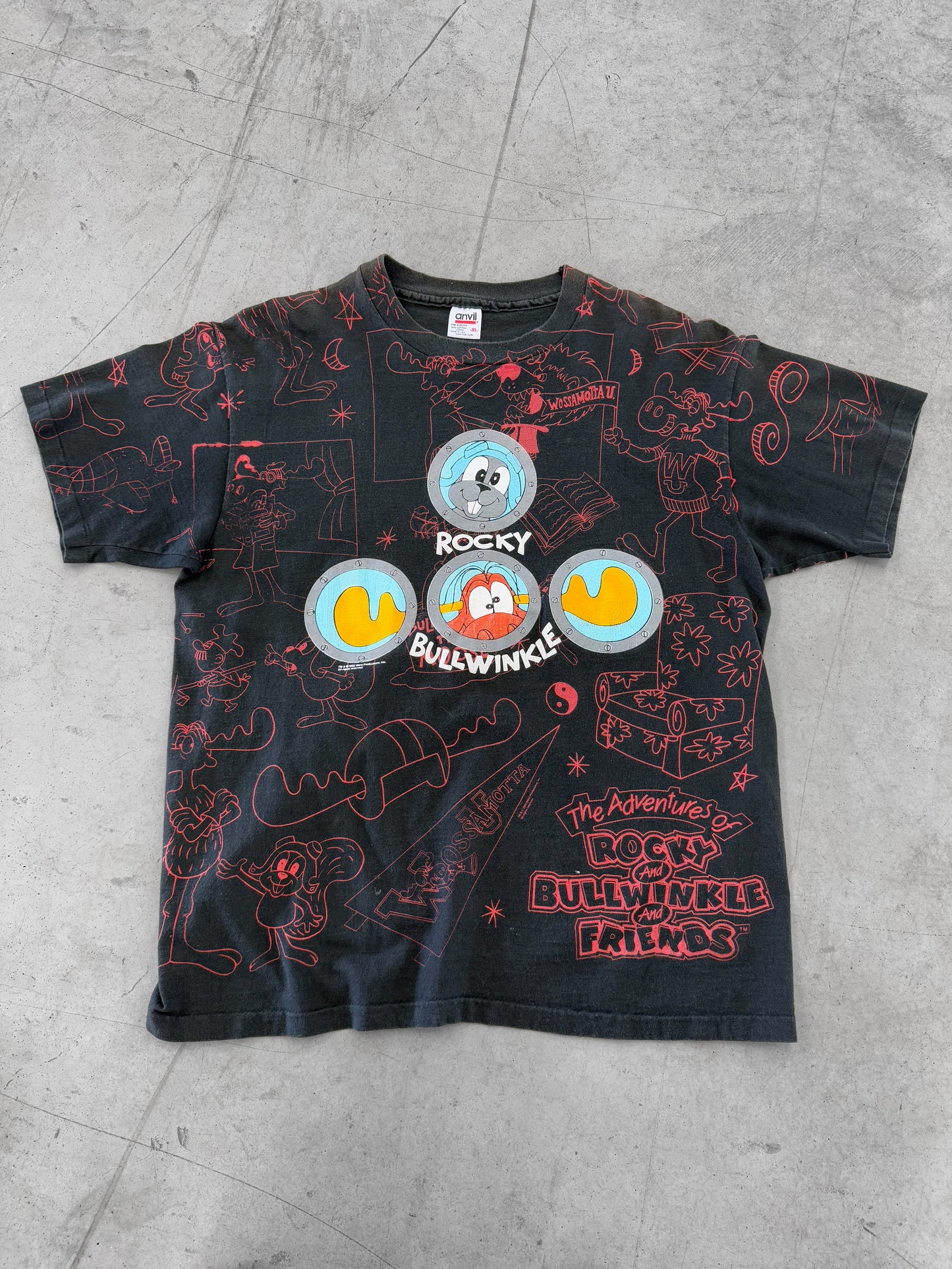 Vintage 1992 Rocky & Bullwinkle AOP Cartoon Tee ( XL )