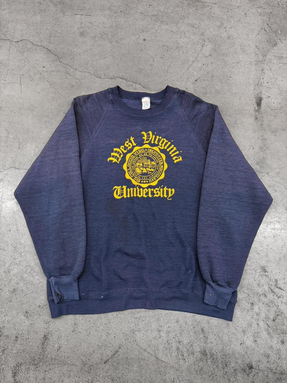 Vintage 8 0 s West Virginia University Faded Sweatshirt ( XL )