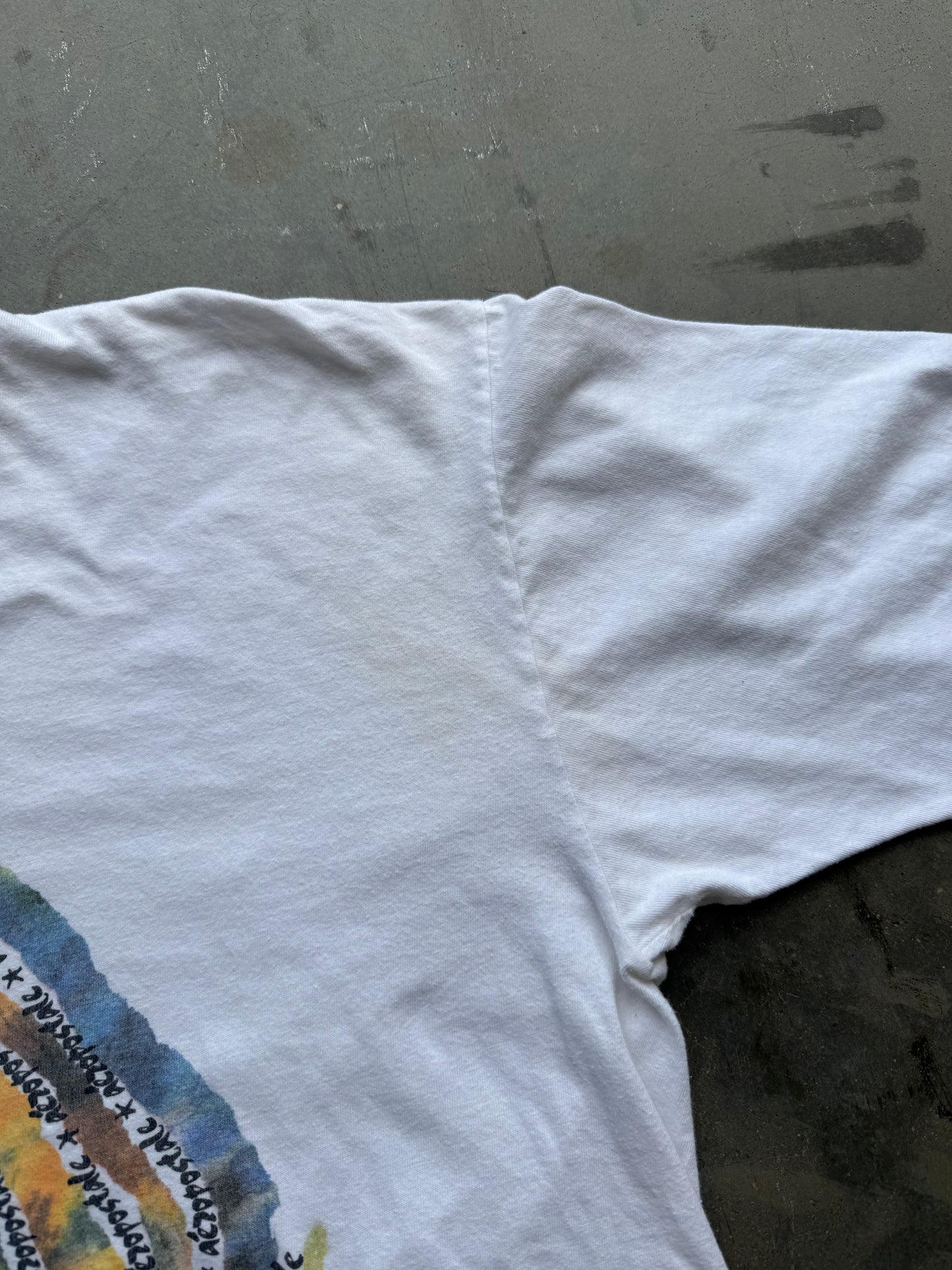Vintage 1990s Aéropostale Obscure Swirl Art Tee ( XL )