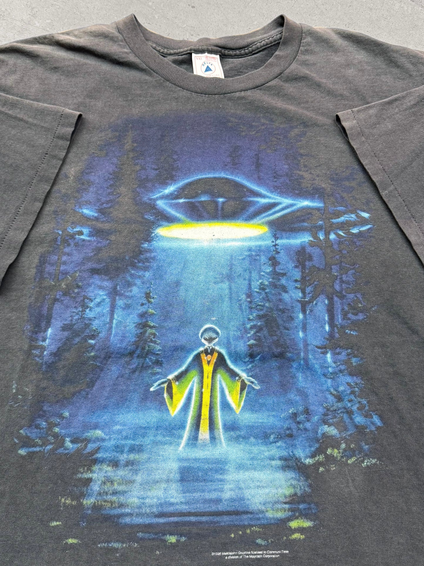 Vintage 1998 Alien UFO Faded Black Tee ( XXL )