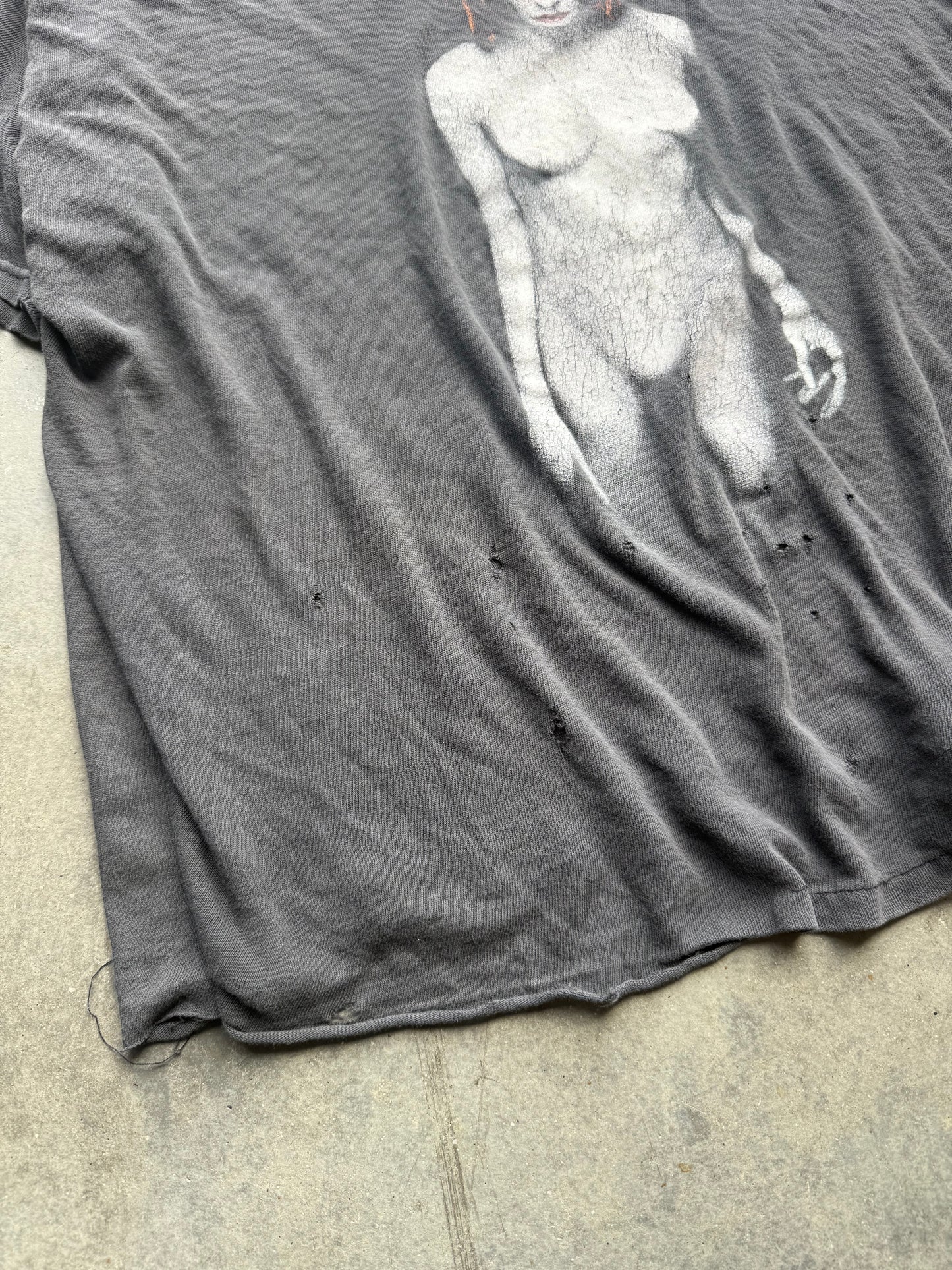 Vintage 1998 Marilyn Manson Mechanical Animal Boxy Thrashed Tee ( XL )