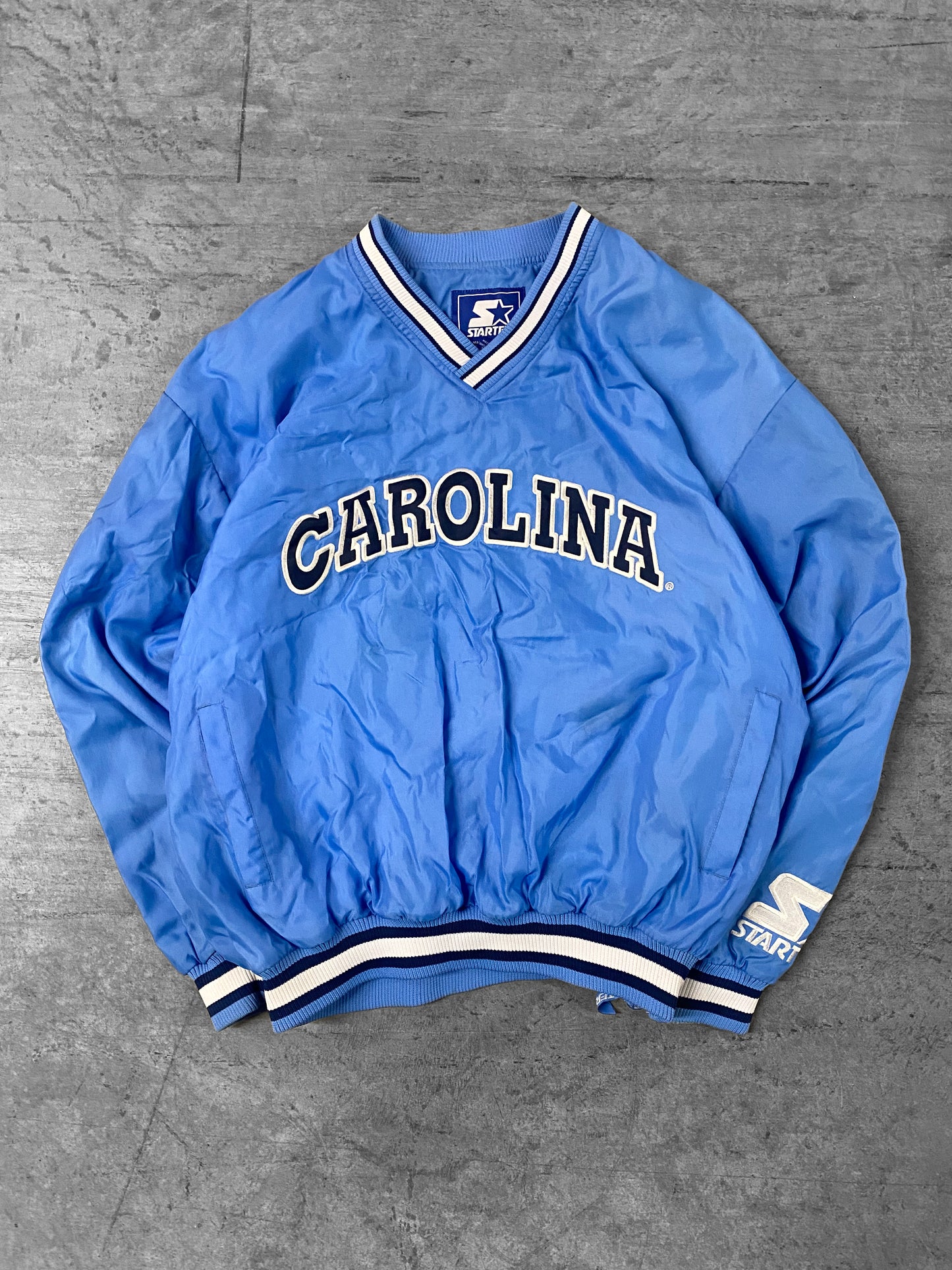 Vintage 90’s Carolina Tarheels Starter Windbreaker Crewneck ( Medium )