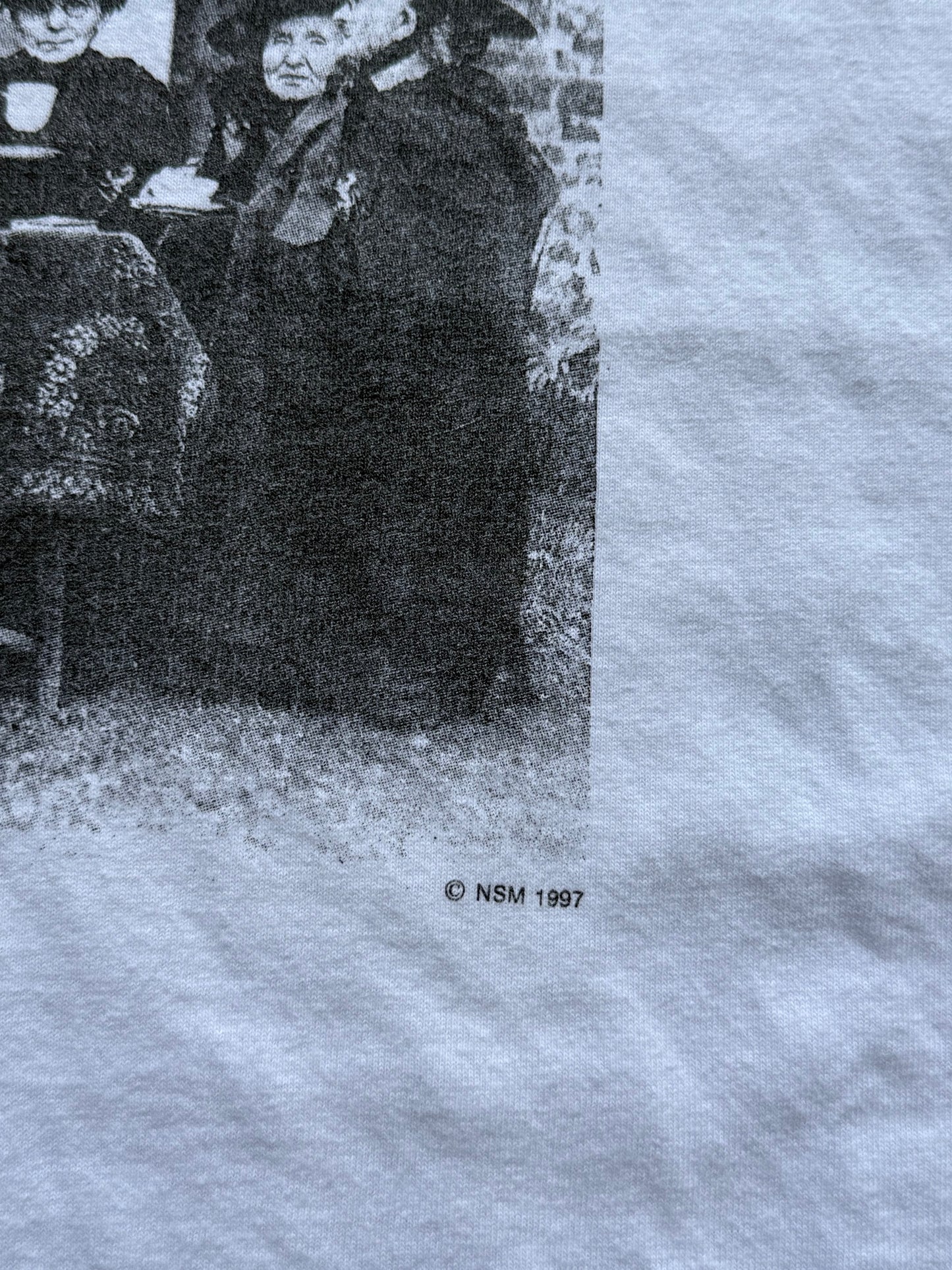 Vintage 1990s Witches Tea Party Art Tee ( Large )
