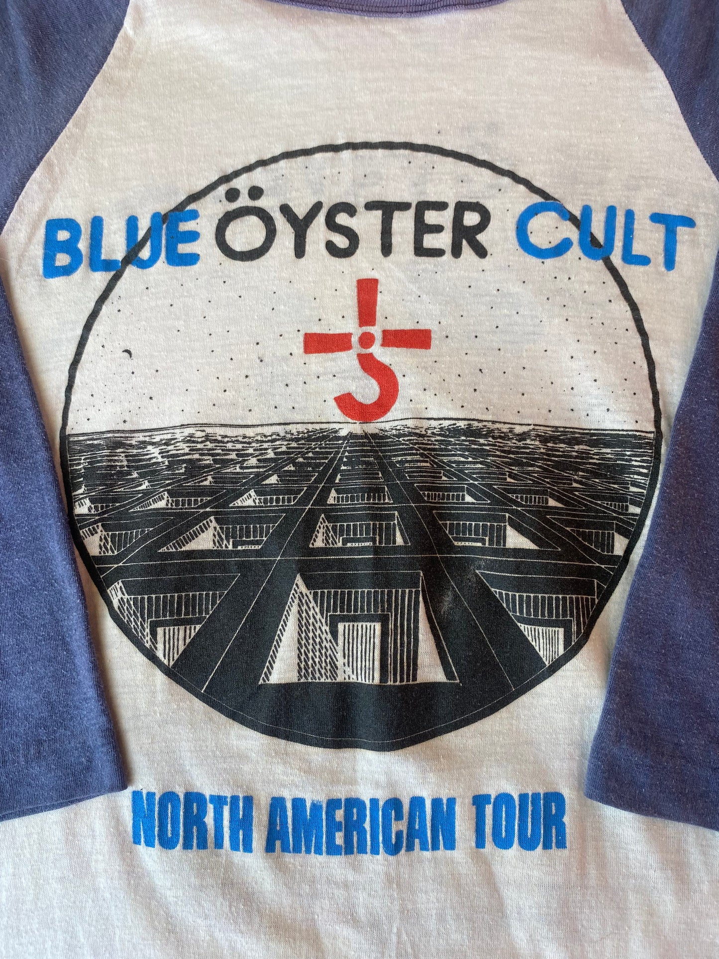 Vintage 80’s Blue Oyster Cult Raglan Tee ( Med )