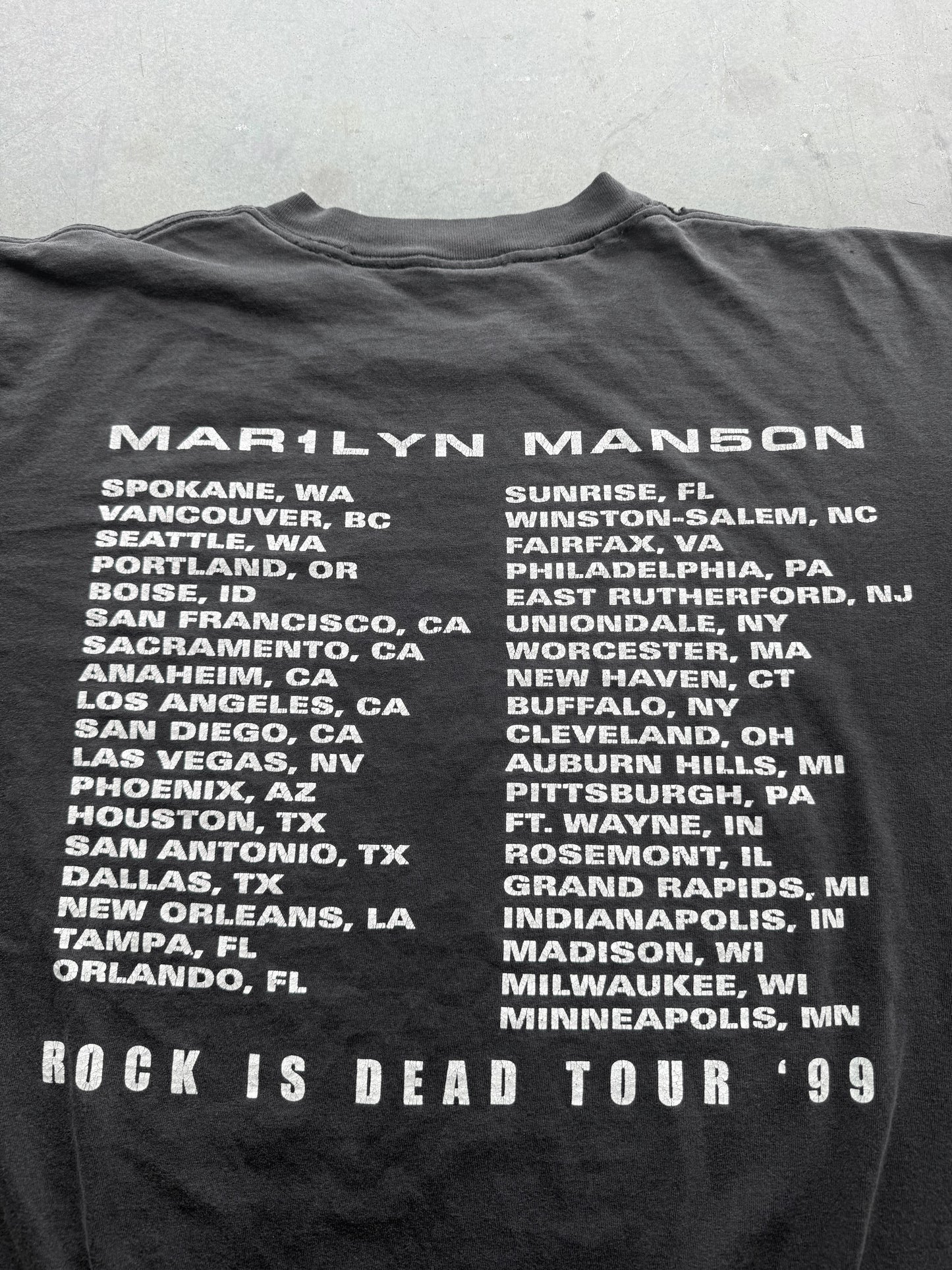 Vintage 1999 Marilyn Manson Rock Is Dead Tour Faded Tee ( XL )