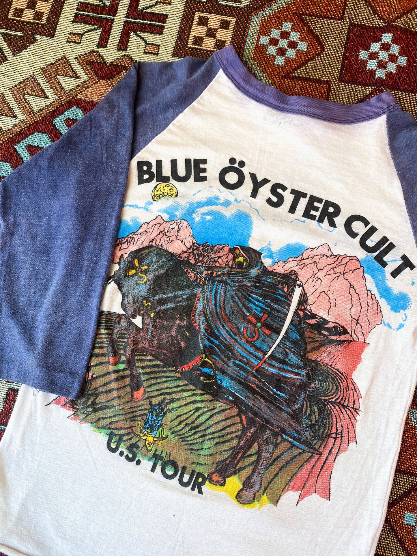 Vintage 80’s Blue Oyster Cult Raglan Tee ( Med )