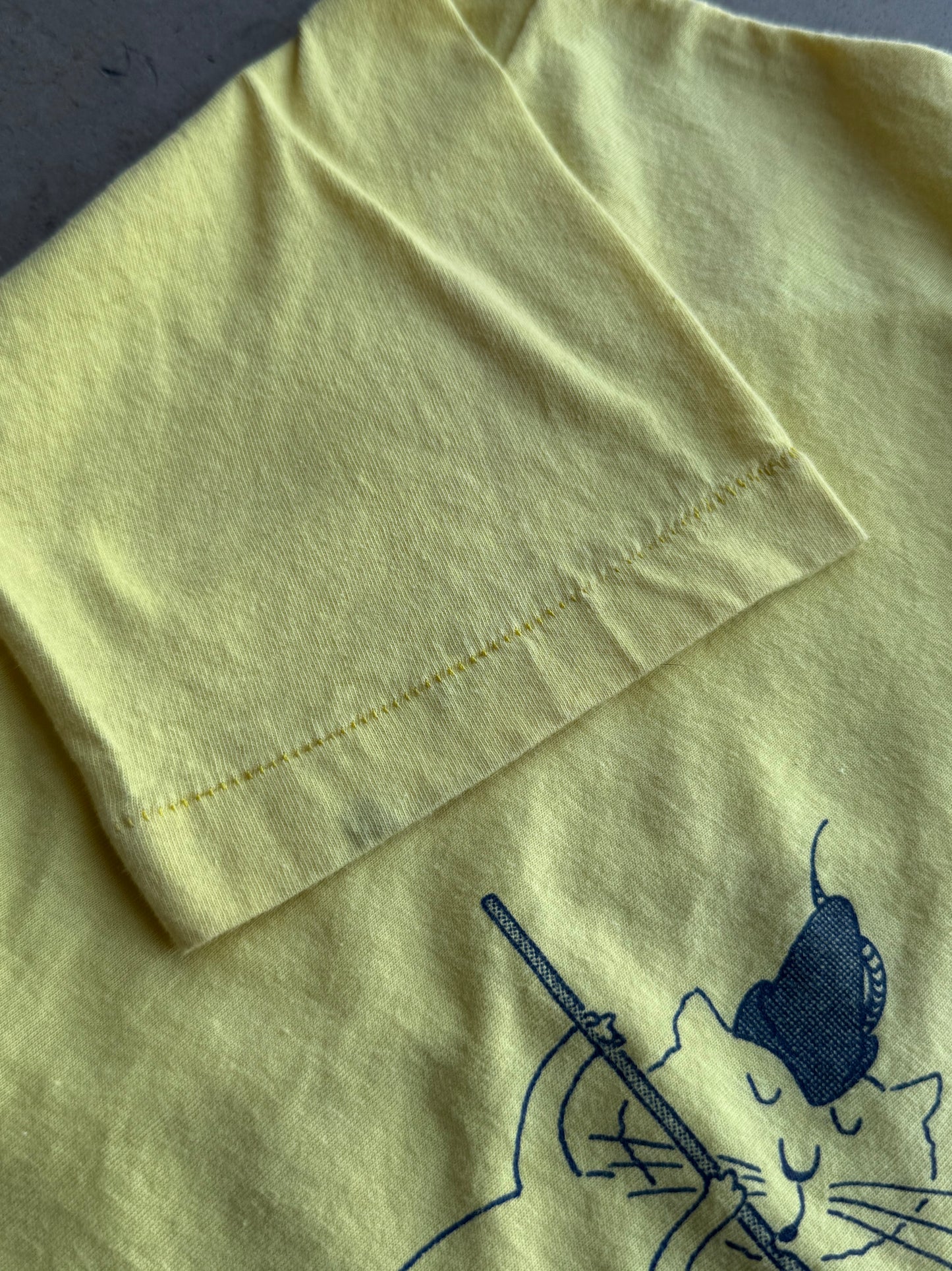 Vintage 70s Flute Power Cat Tee ( Small )