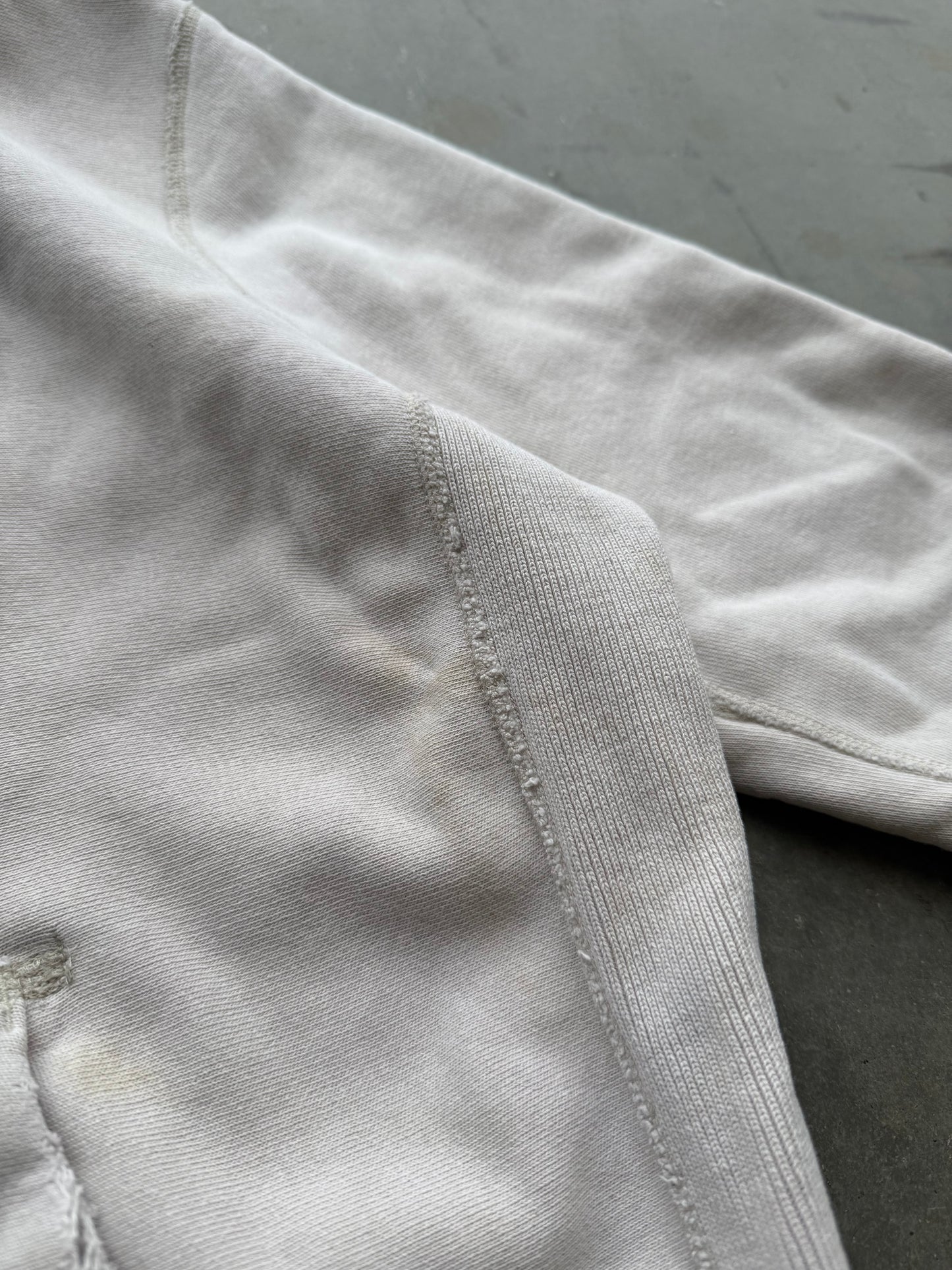 Vintage Y2K Heavyweight Abercrombie & Fitch Embroidered Mens Hoodie (  Large )