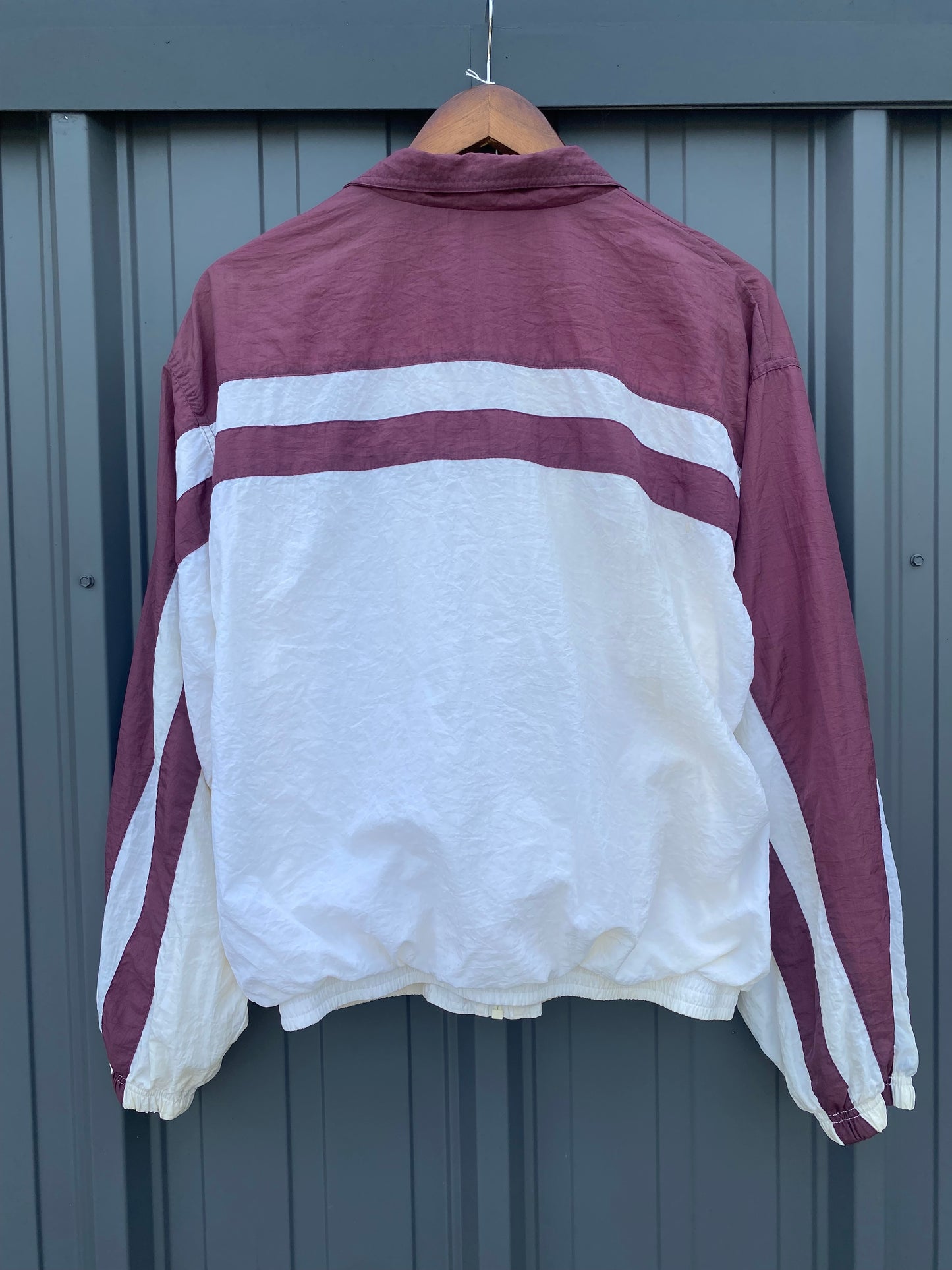 Vintage Y2K / 90’s Reebok Maroon & White Windbreaker ( Medium )