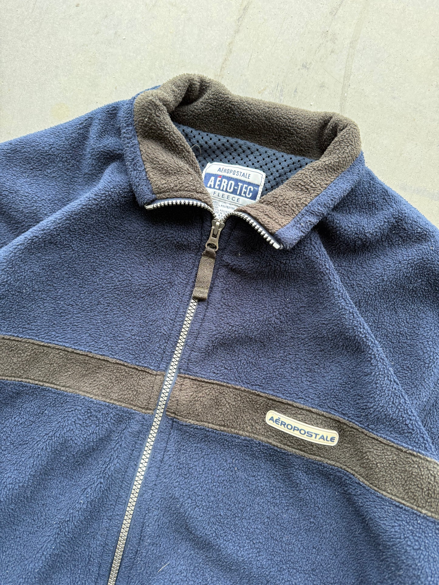 Vintage Early 2000s Aeropostale Aero Tec Zip Up Fleece ( XL )