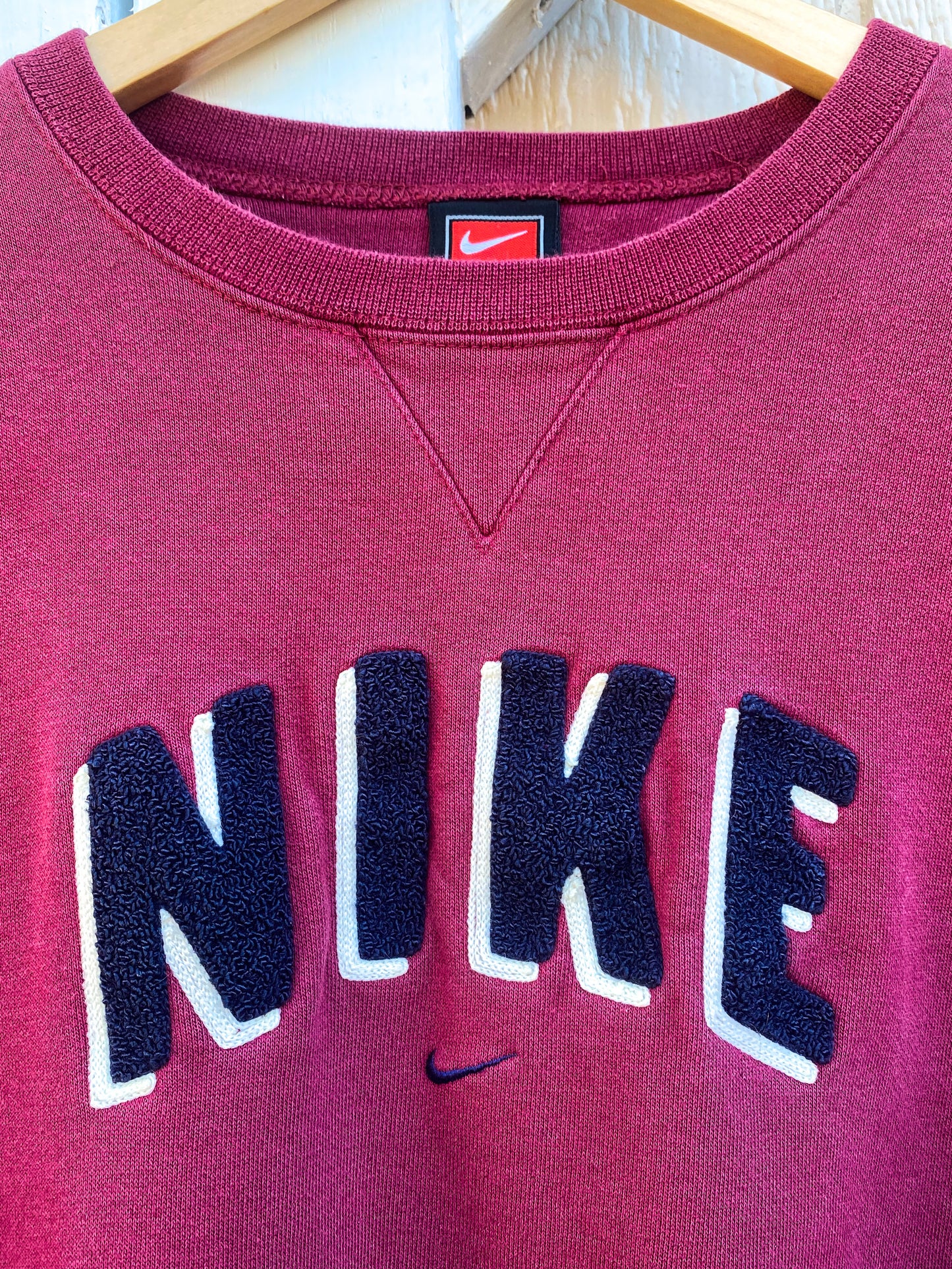 Vintage 90’s NIKE Maroon Crewneck ( Large )