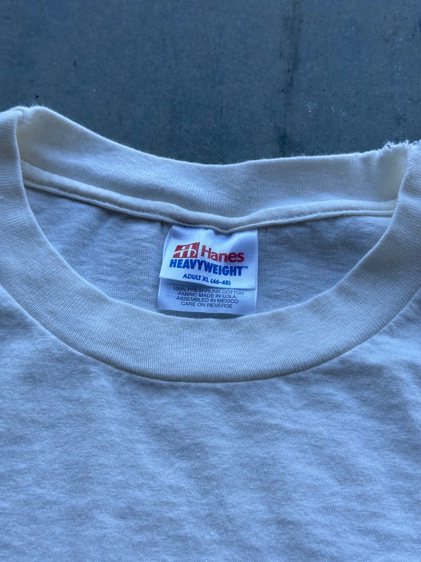 Vintage 90s Big White Undies Band Tee ( XL )