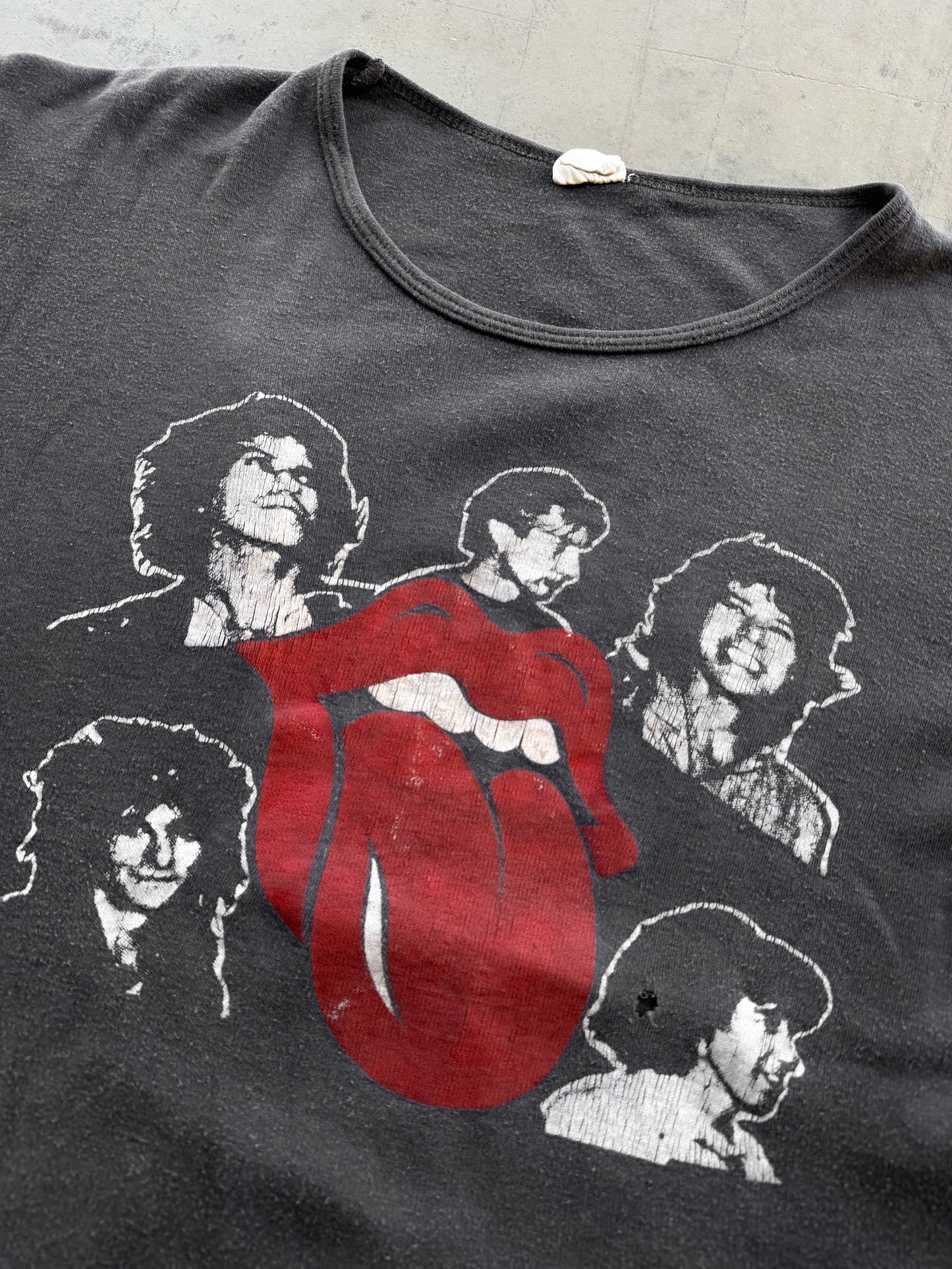 Vintage 1982 The Rolling Stones Amsterdam European Tour Tee ( Medium )