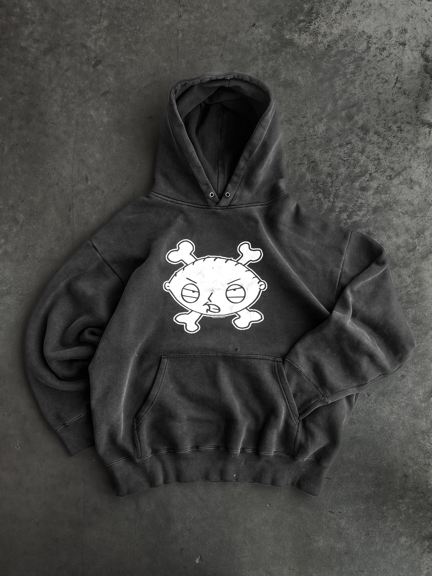 Vintage 2005 Stewie Griffin Skull Faded Hoodie ( Large )