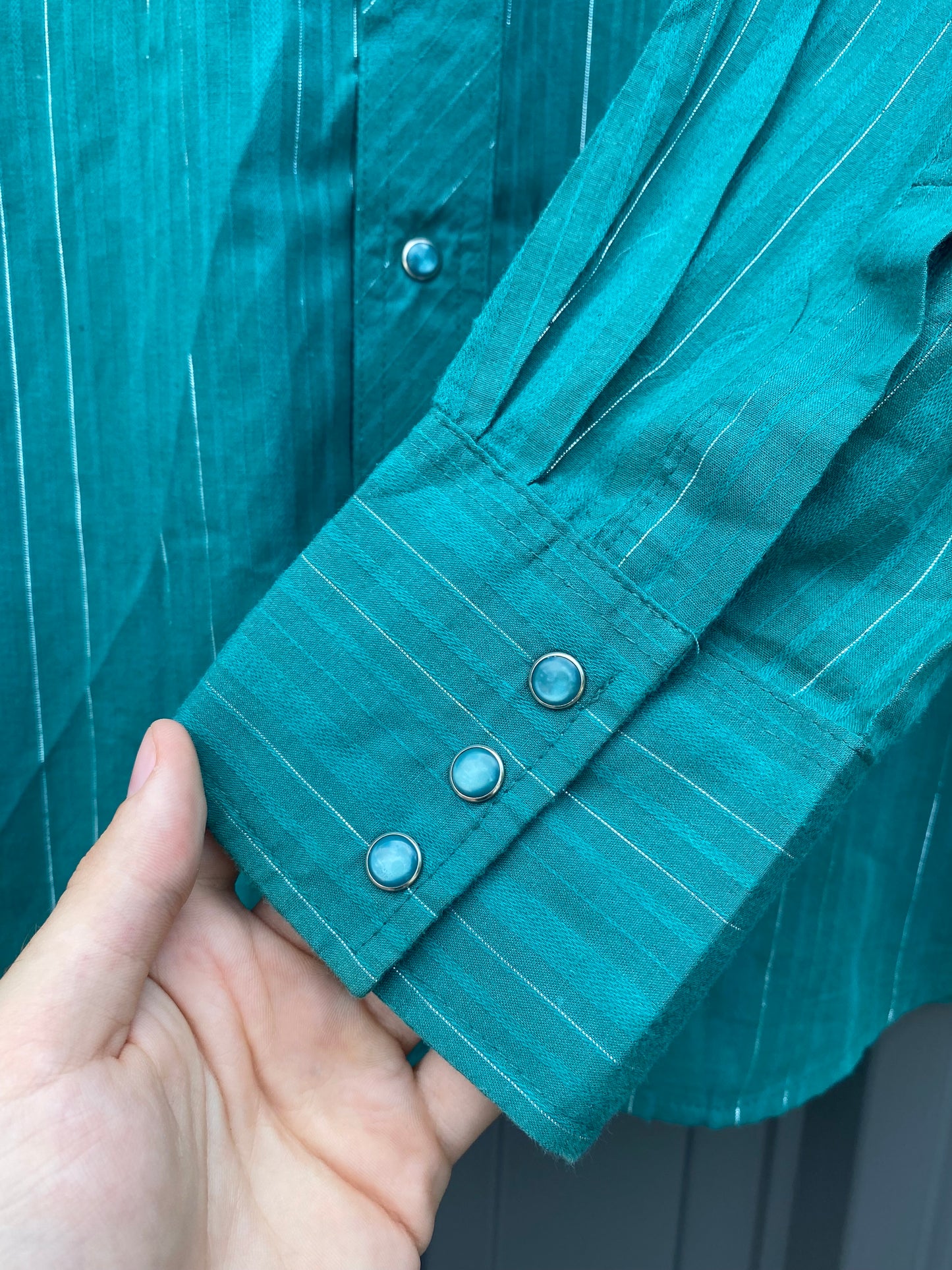 Vintage 90’s Wrangler Pearl Snap Teal Button Up