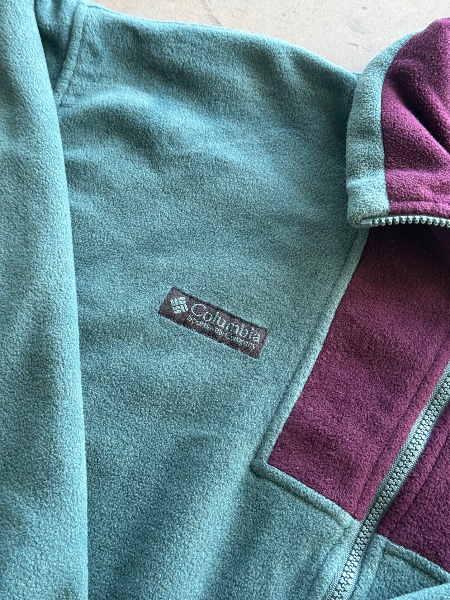 Vintage 1990s Columbia Sportswear Green & Purple Zip Womens Fleece ( XL )