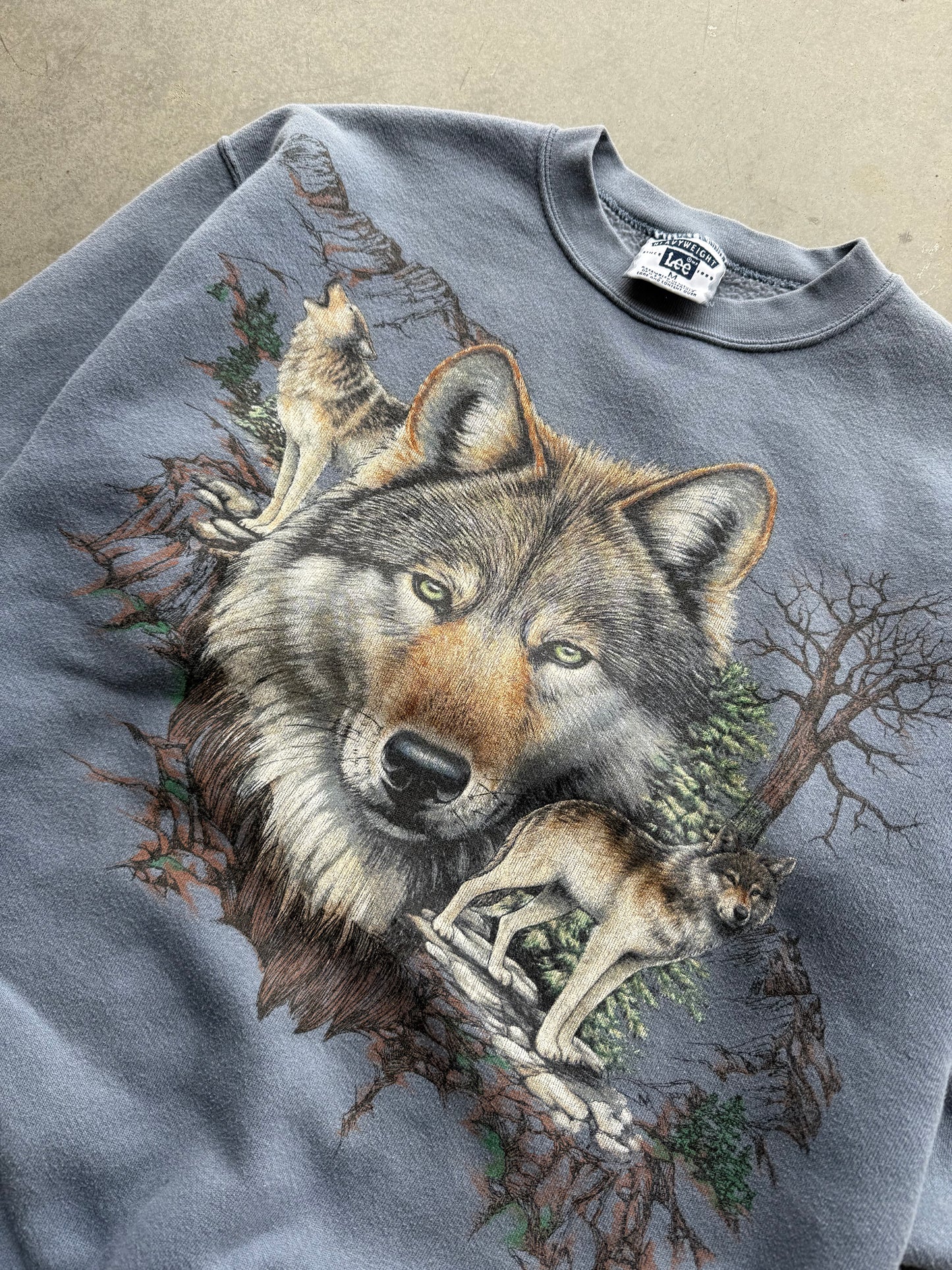 Vintage 1990s Lee Sport Extinction Is Forever Wolf Nature Sweatshirt ( Medium )
