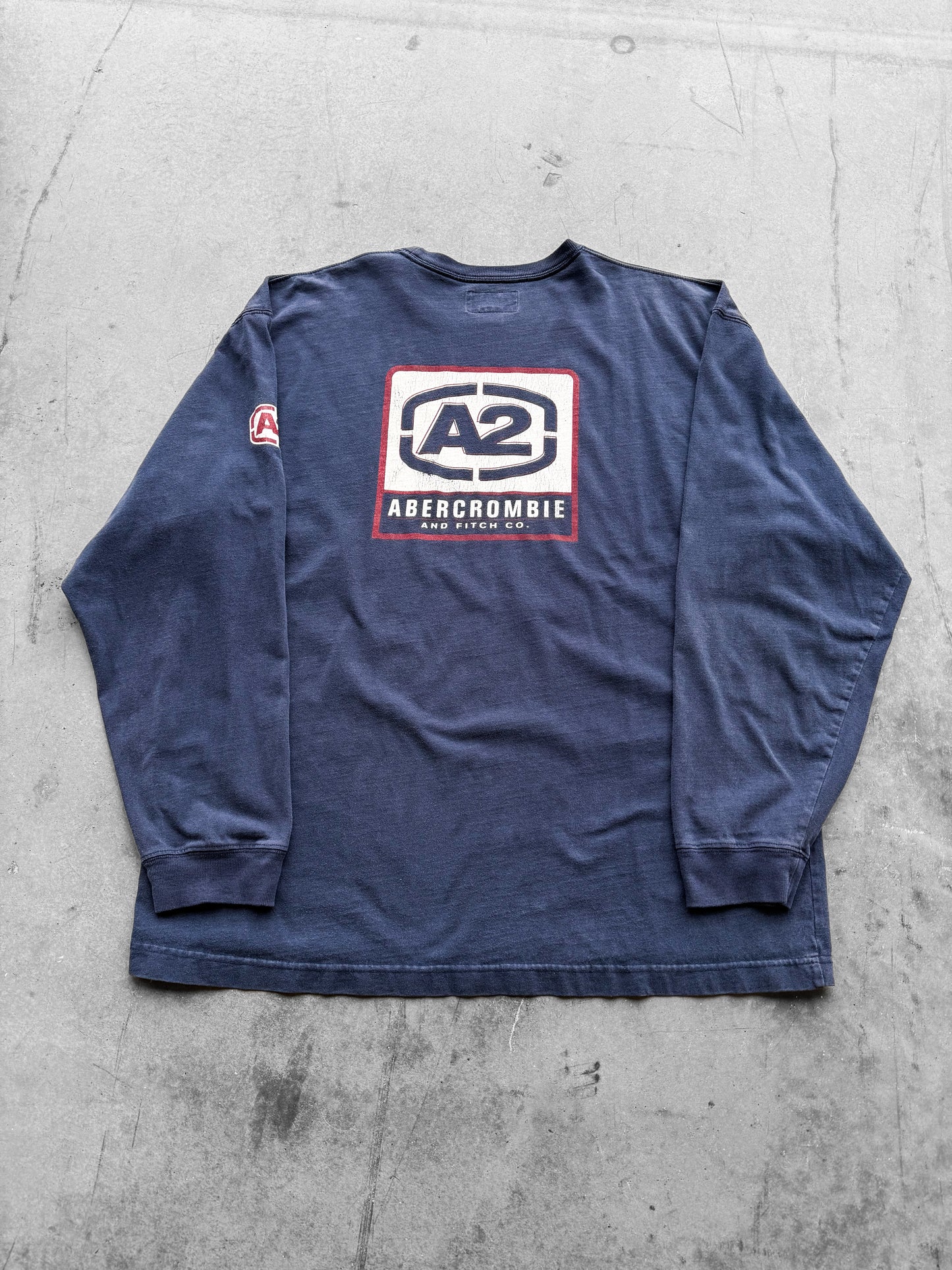 Vintage 2000s Abercrombie & Fitch Long Sleeve Navy Tee ( XL )