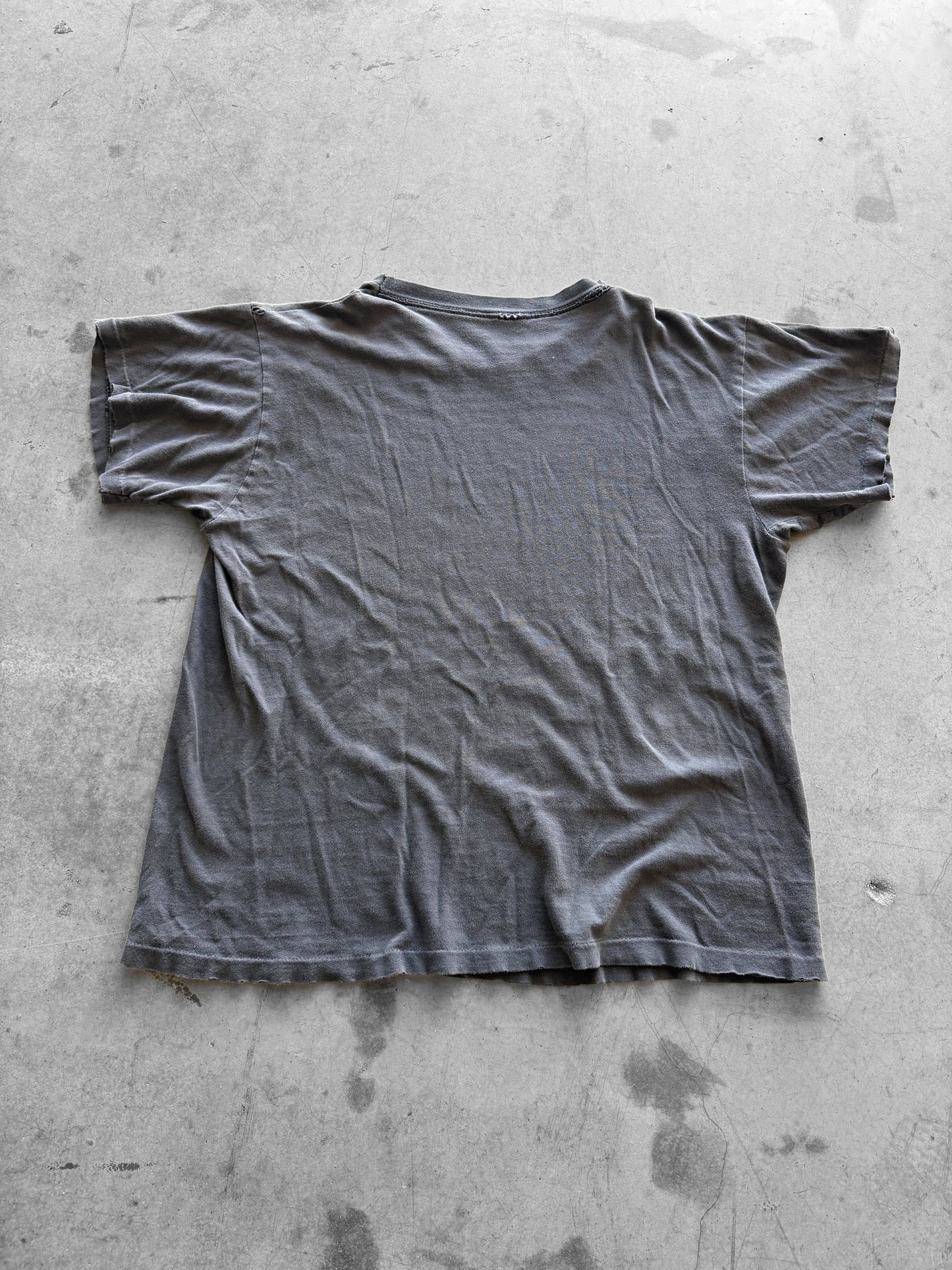 Vintage 1990s Faded Black Big Face Angry Wolf Tee ( Large )