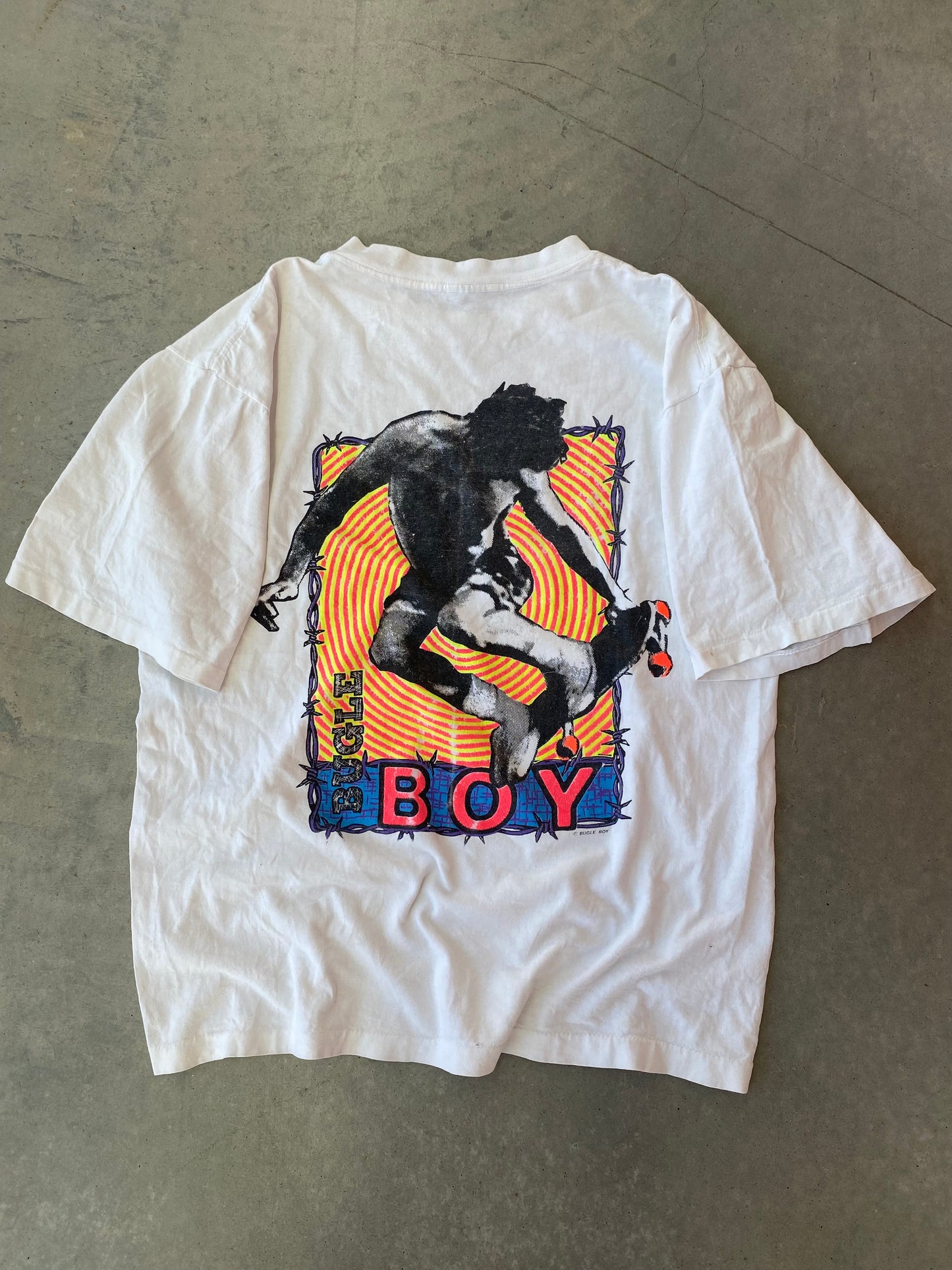 Vintage 90’s Bugle Boy Skater Tee ( Large )