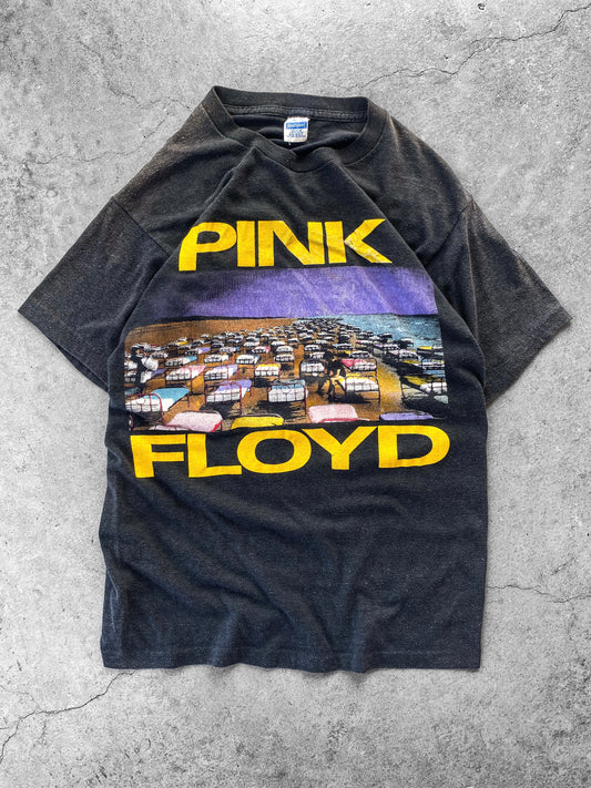 Vintage 1987 Pink Floyd World Tour Tee ( Med / Small )