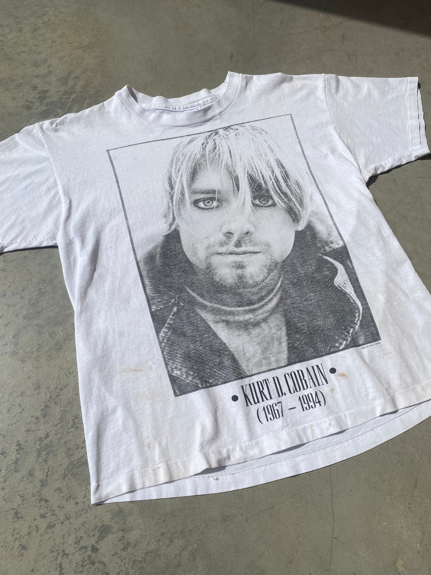 Vintage 1994 Kurt Cobain Memorial Mascara Tee ( XL )