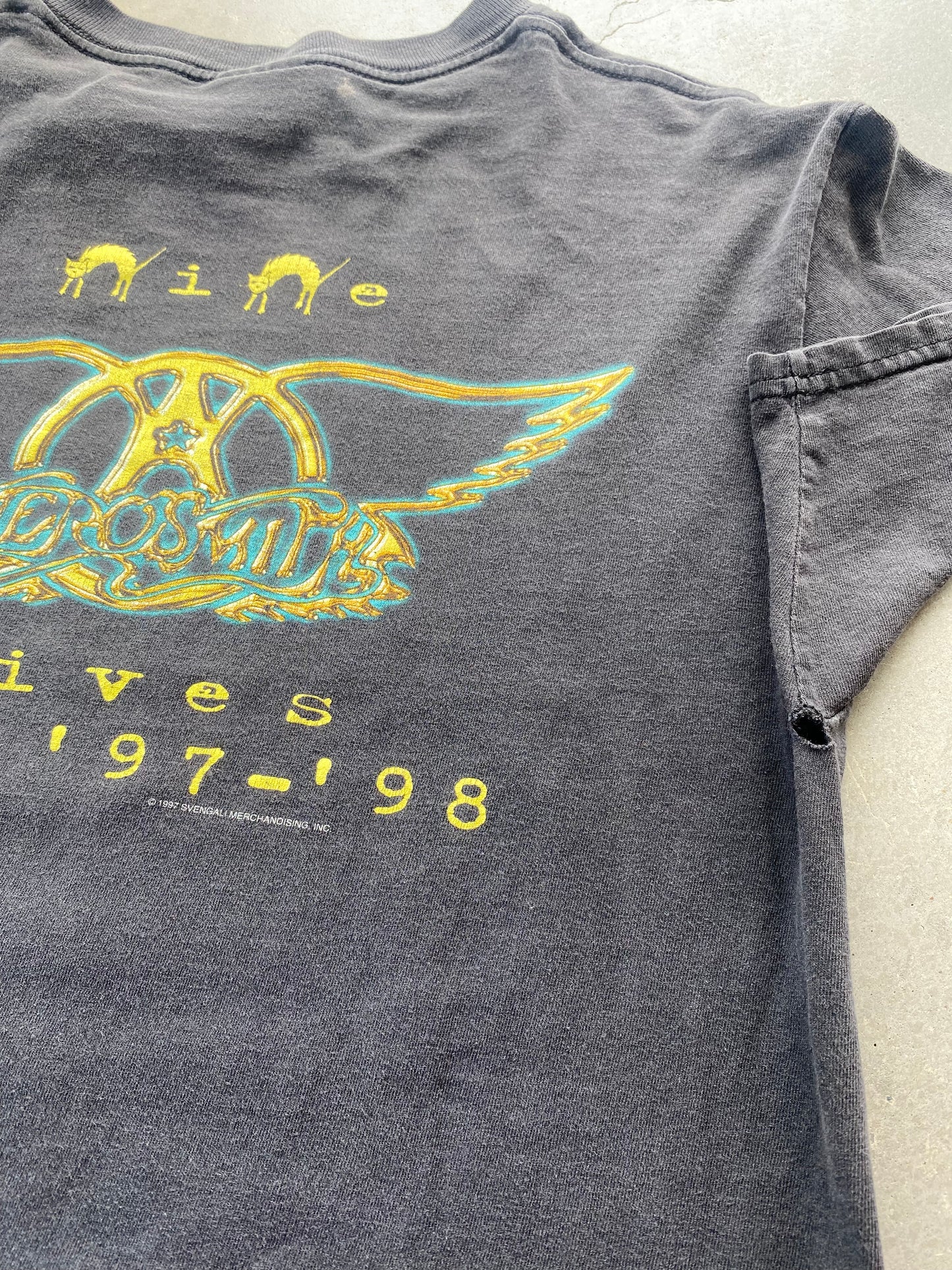 Vintage 1997 Steven Tyler Aerosmith Nine Lives Tee ( Large )