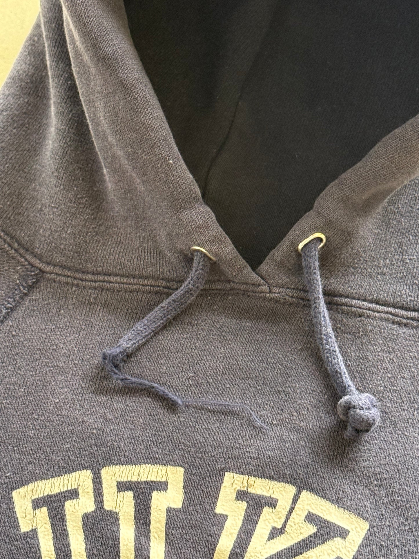 Vintage 50s / 60s Duke University Flock Print Hoodie ( Medium )