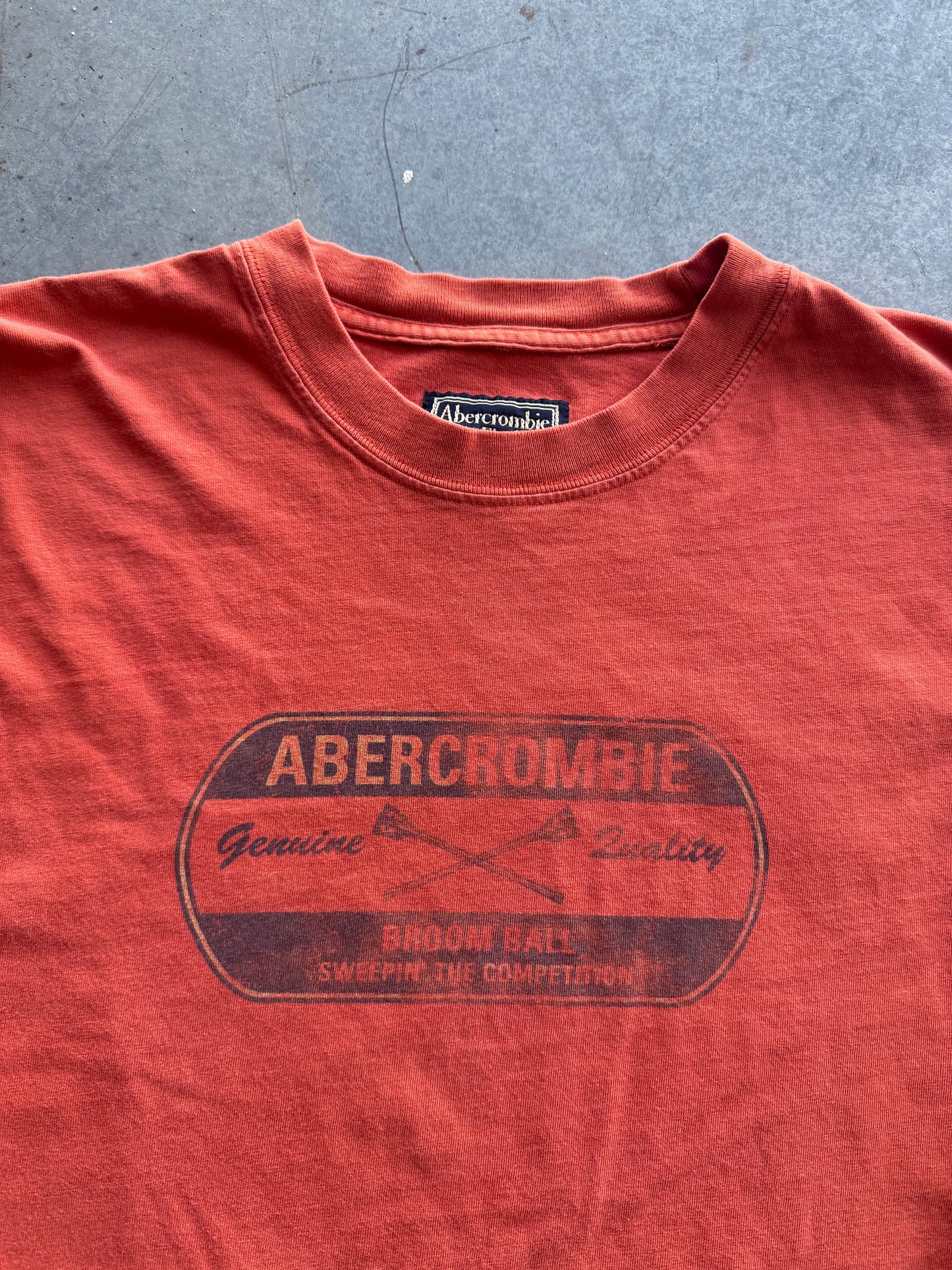 Vintage 2000s Abercrombie & Fitch Long Sleeve Broom Ball Tee ( XL )