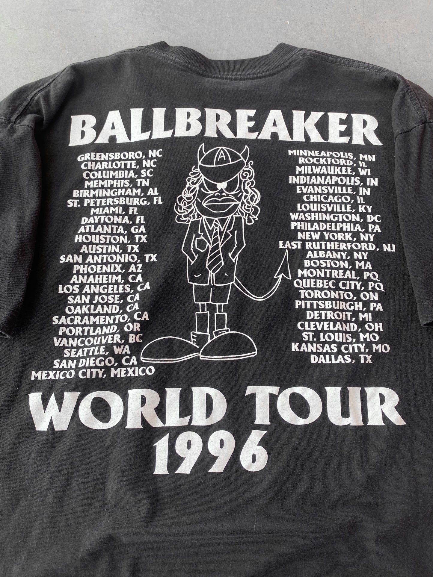 Vintage 1996 ACDC Ballbreaker World Tour Band Tee ( XL )