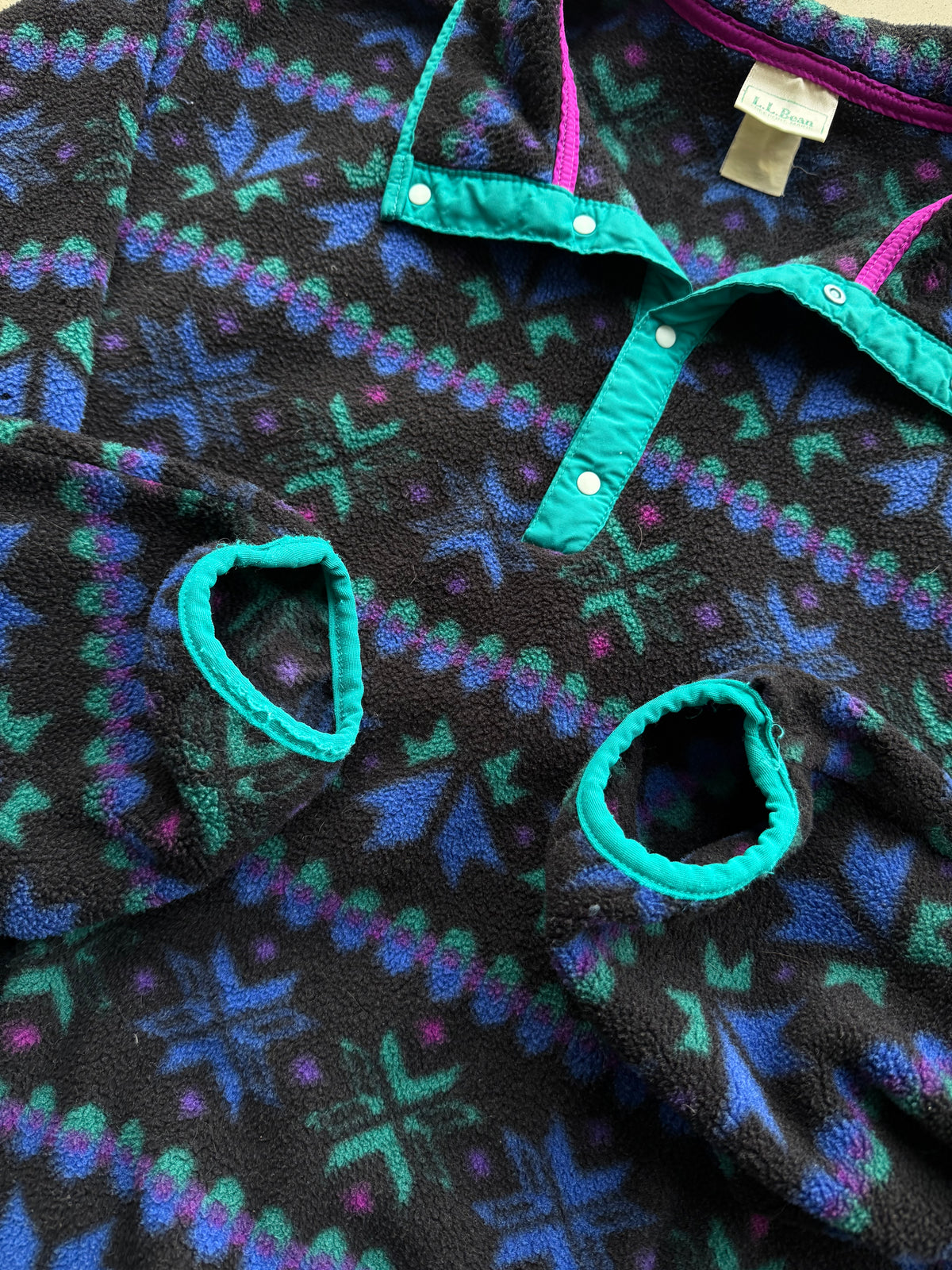 Vintage 90s LL Bean Snowflake Colorful Fleece ( Wmns Large )